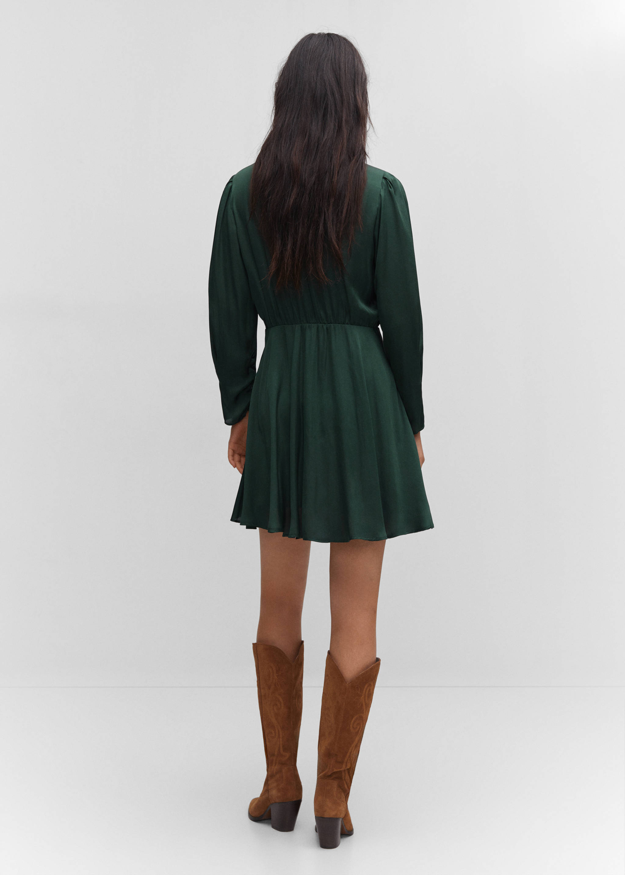 Vestido satinado cruzado - Reverso del artículo