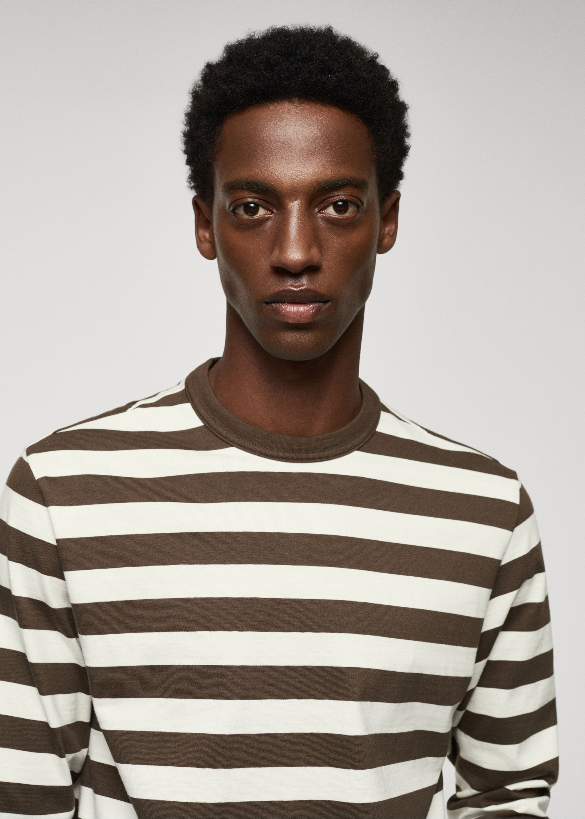 Striped long sleeves t-shirt - Details of the article 1