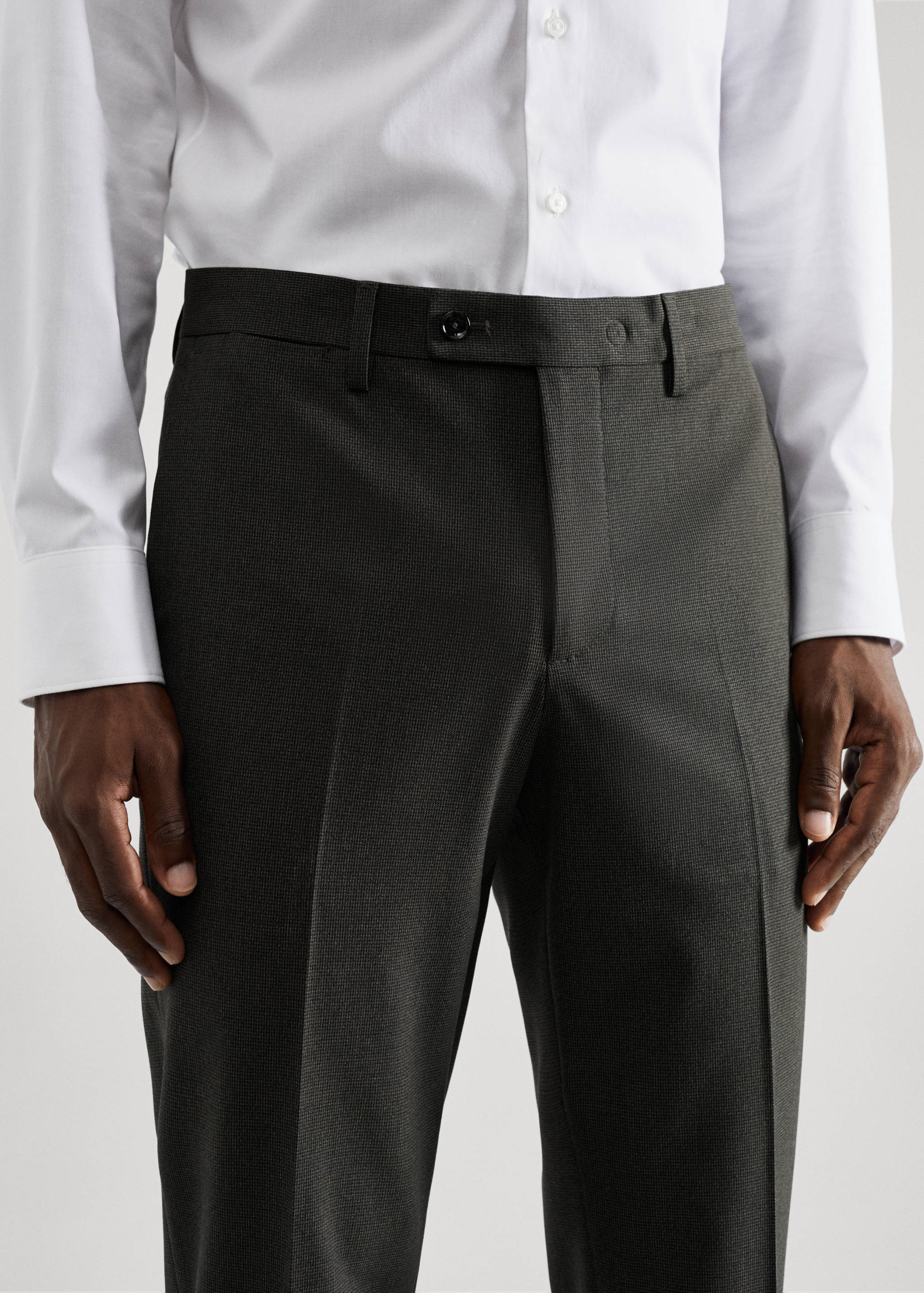 Gemusterte Slim Fit-Anzughose aus Stretchstoff - Detail des Artikels 4