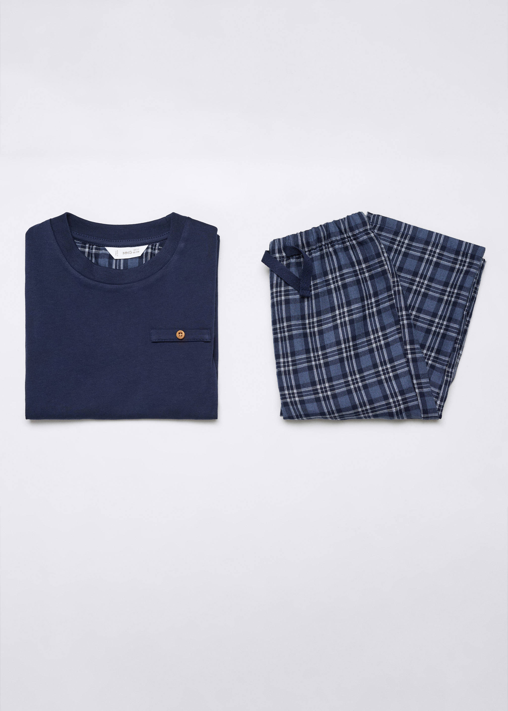 Two-pieces check long pyjamas - Details of the article 8