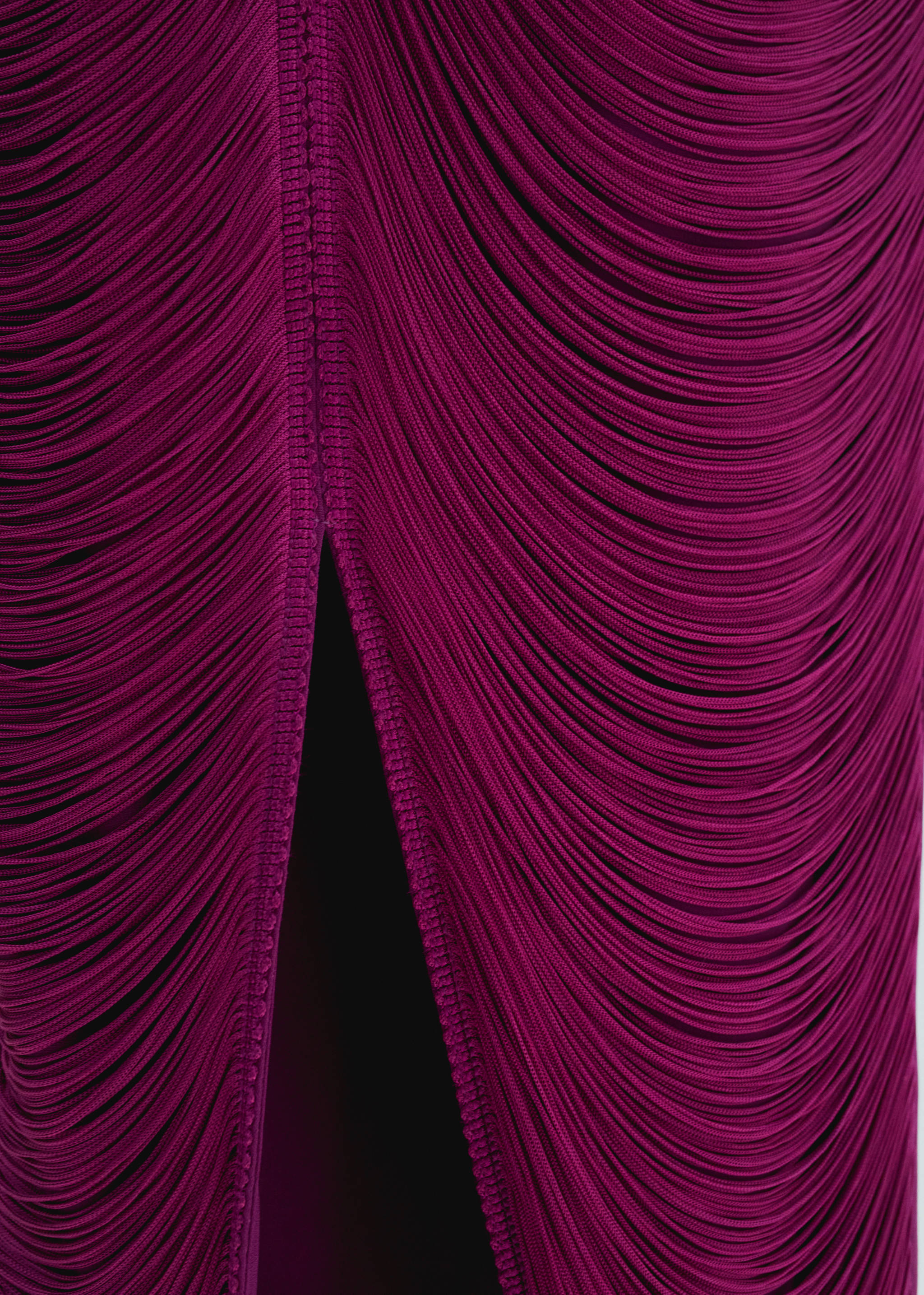 Asymmetrisches Kleid mit Fransen - Detail des Artikels 8