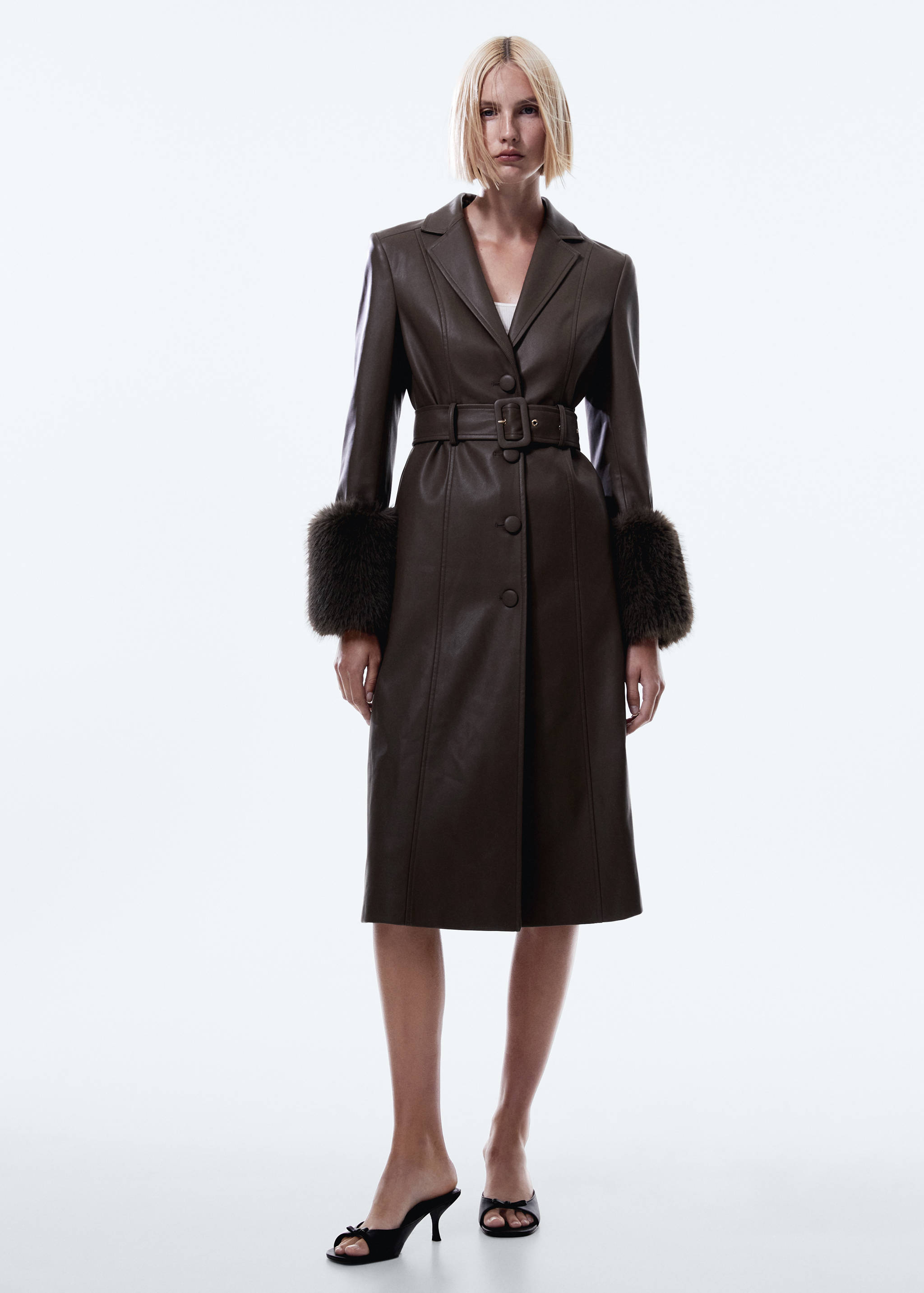 Ledersandale mit Schleife - Allgemeine Ansicht