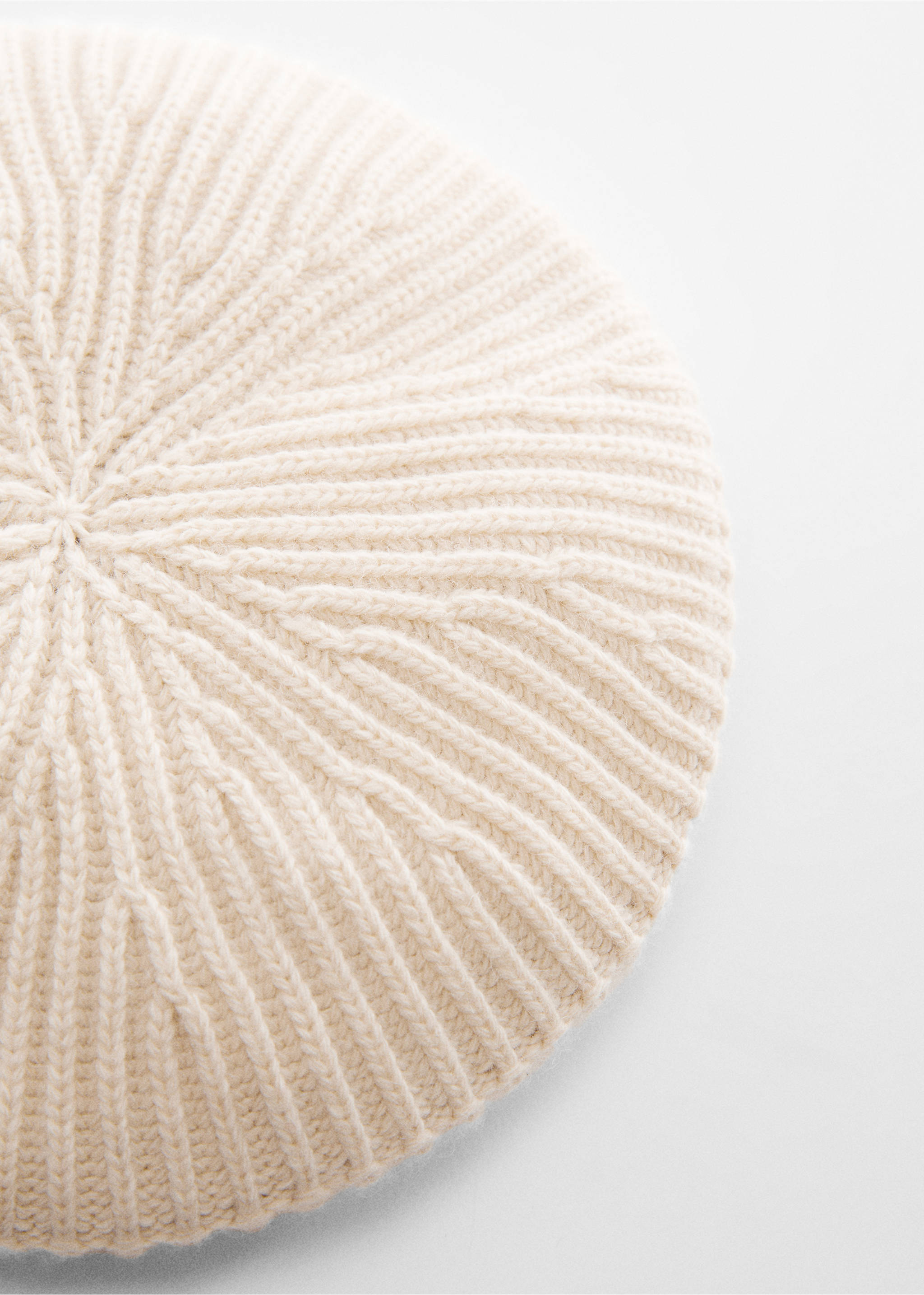 Knitted beret hat - Medium plane, Ecru. Ref: 57055790-00.