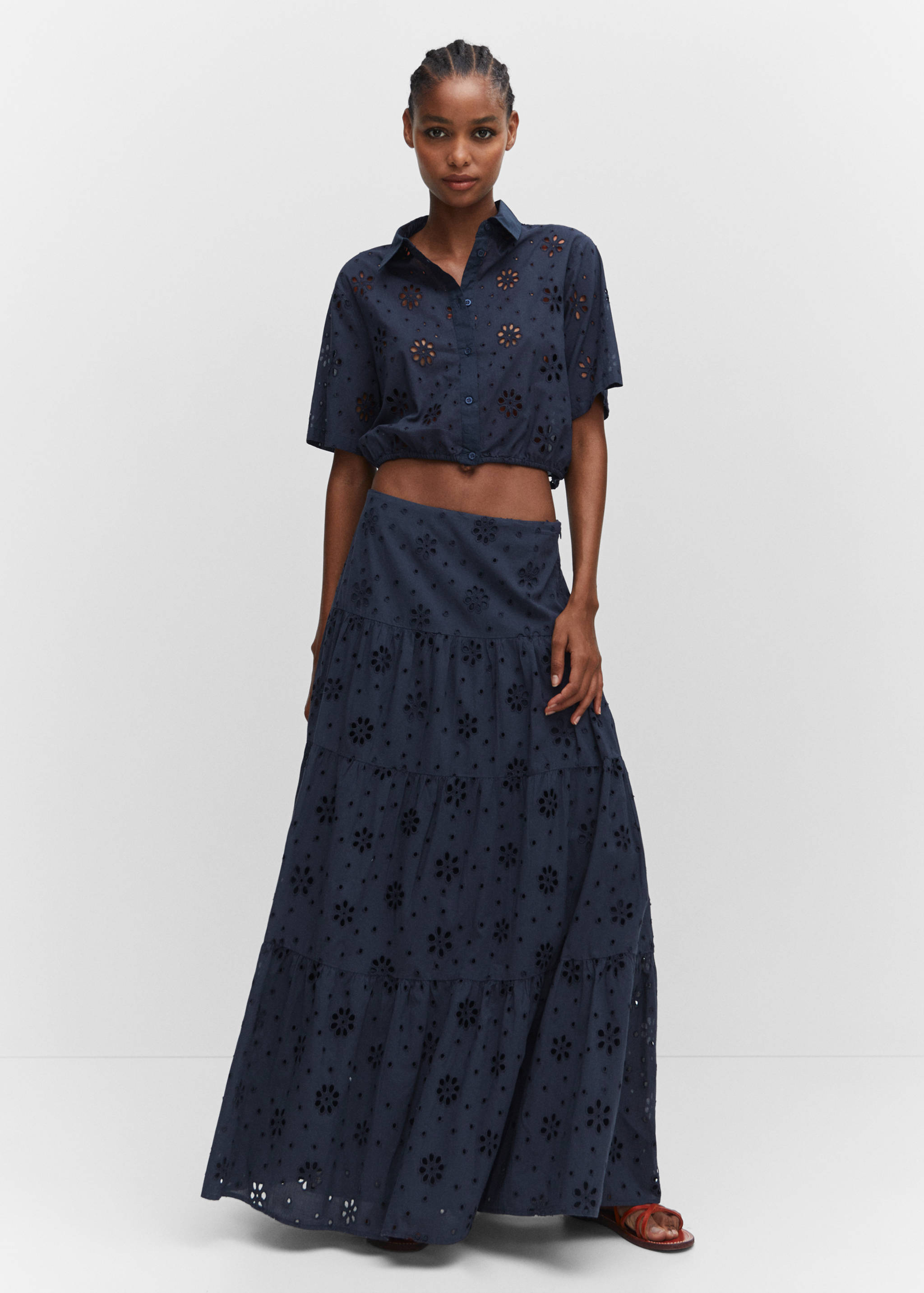 Embroidered flowy skirt - General plane