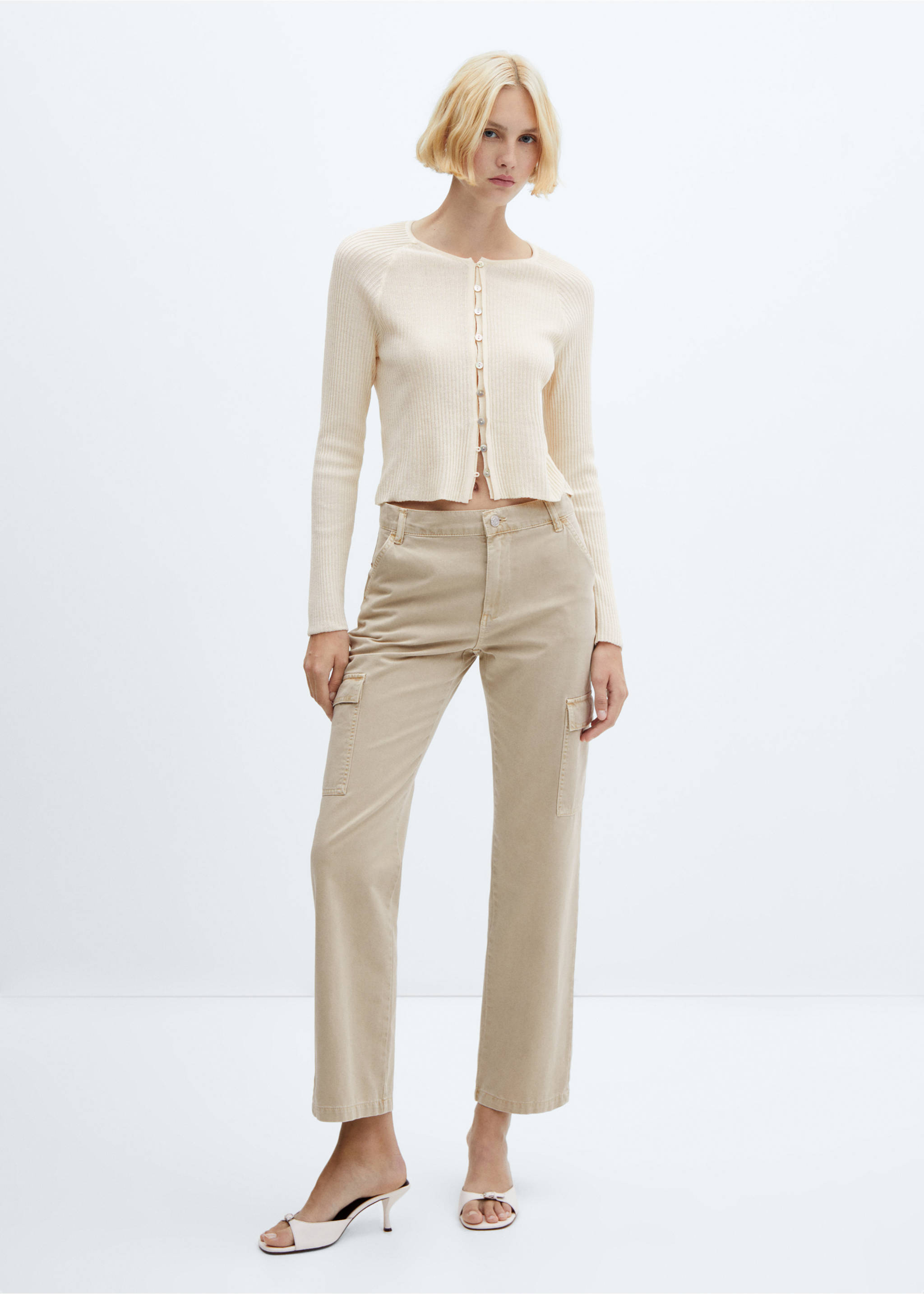 Pocket cargo jeans - General plane, Sand. Ref: 57055800-00.