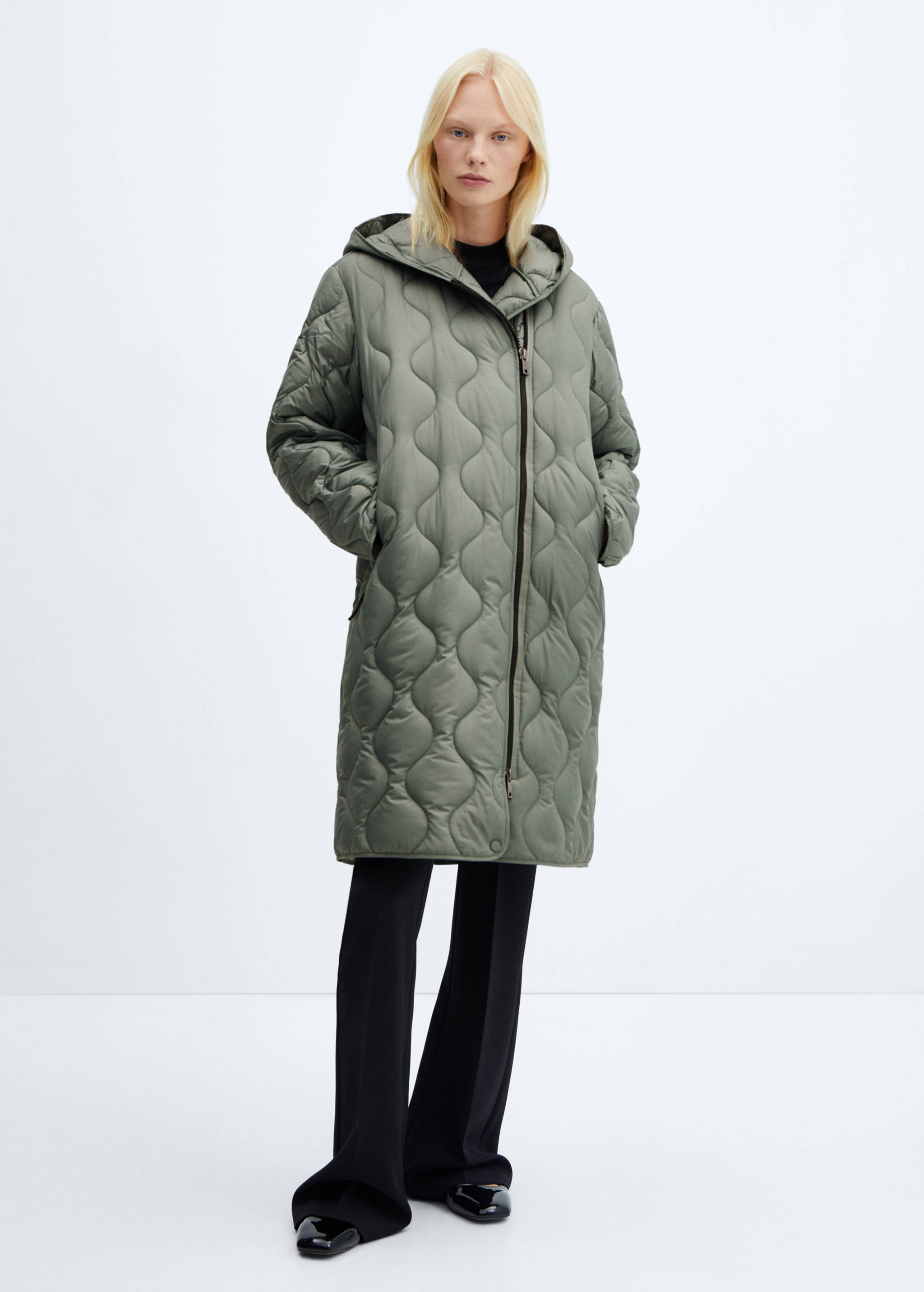 Hood puffer coat - General plane