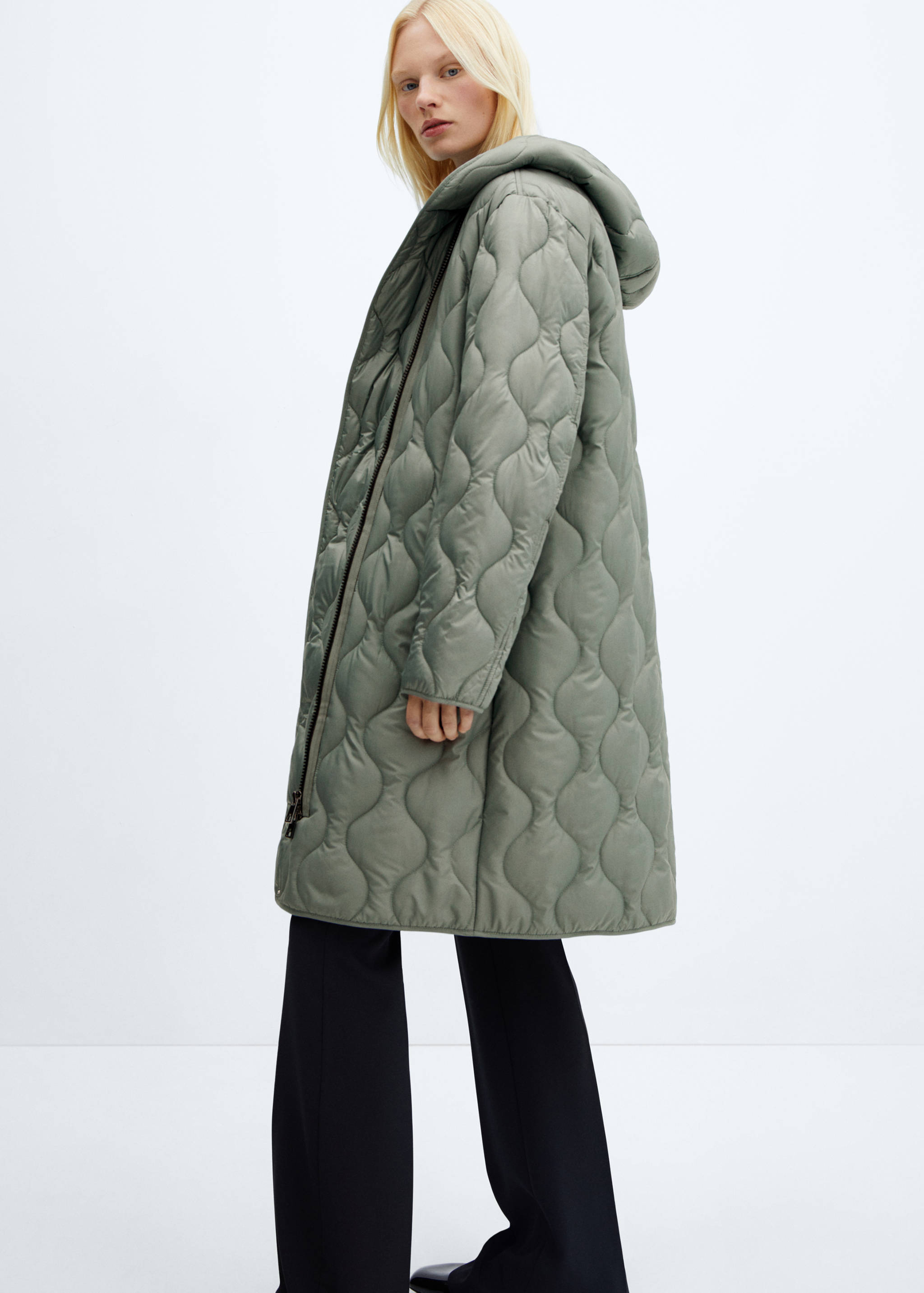 Hood puffer coat - Details of the article 2