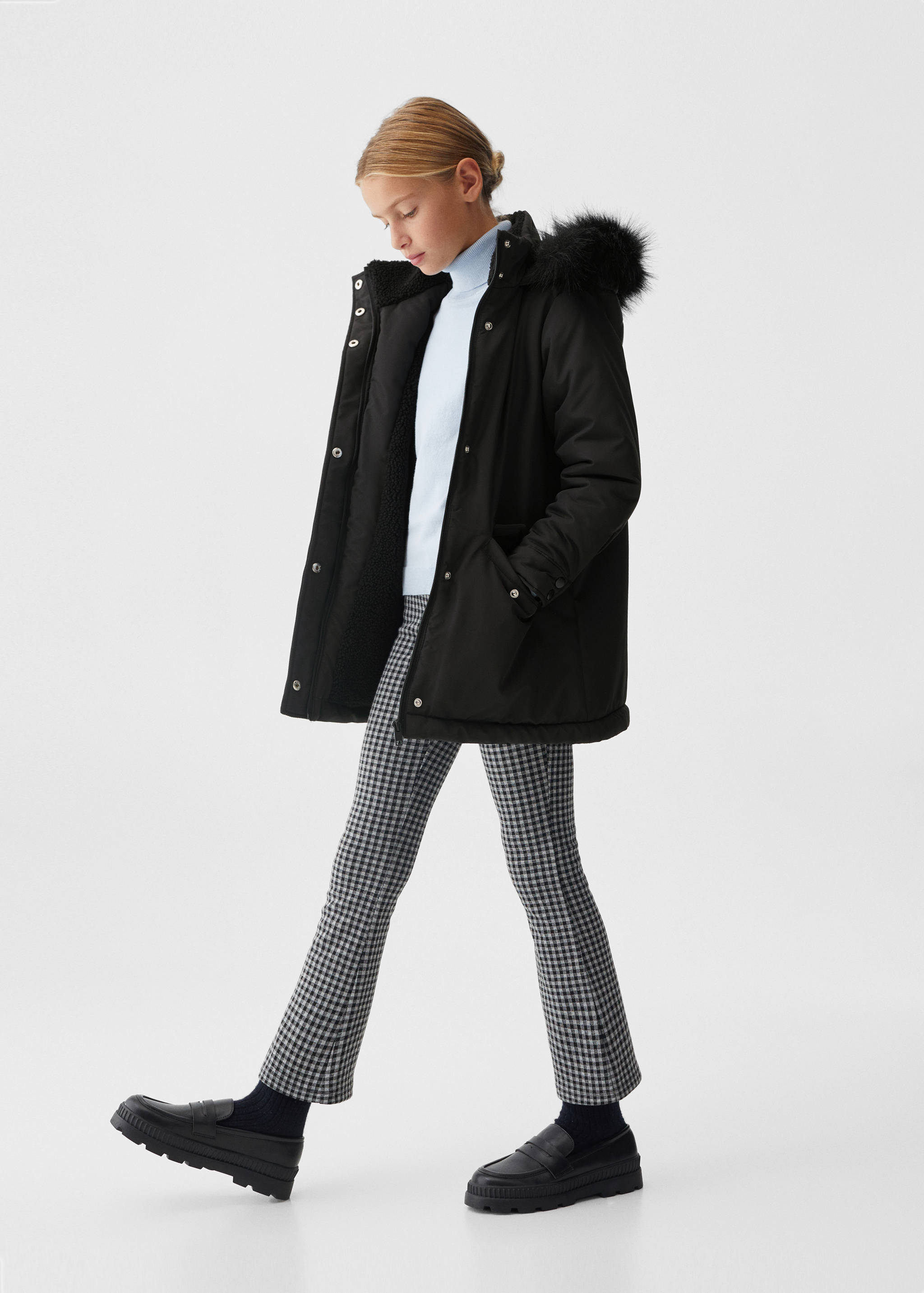 Anorac impermeable caputxa pèl - Pla general