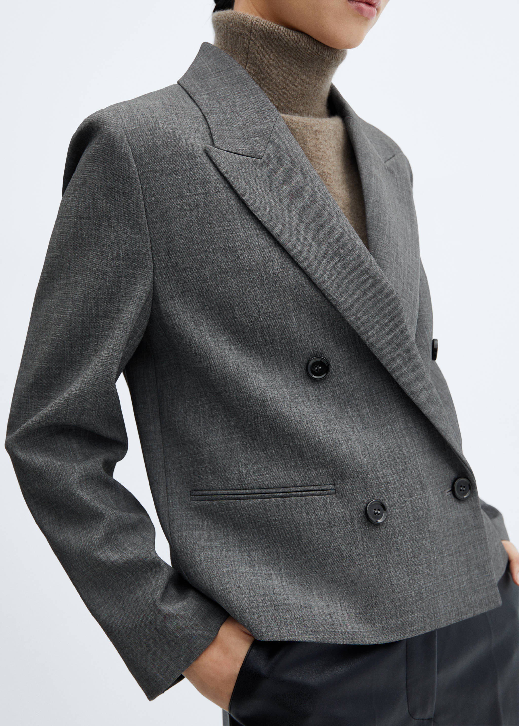 Doppelreihiger Kurzblazer - Detail des Artikels 6