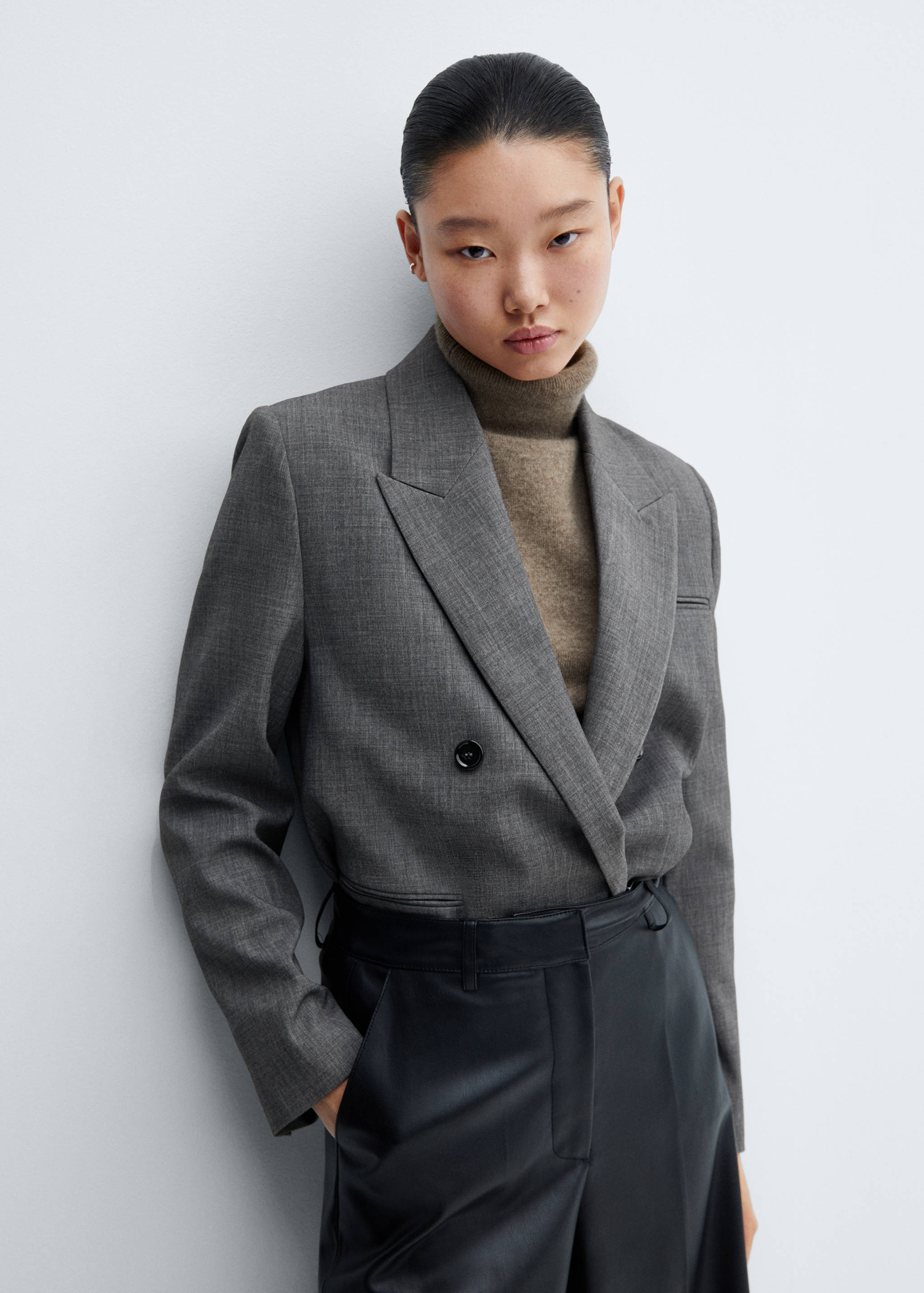 Doppelreihiger Kurzblazer - Detail des Artikels 2