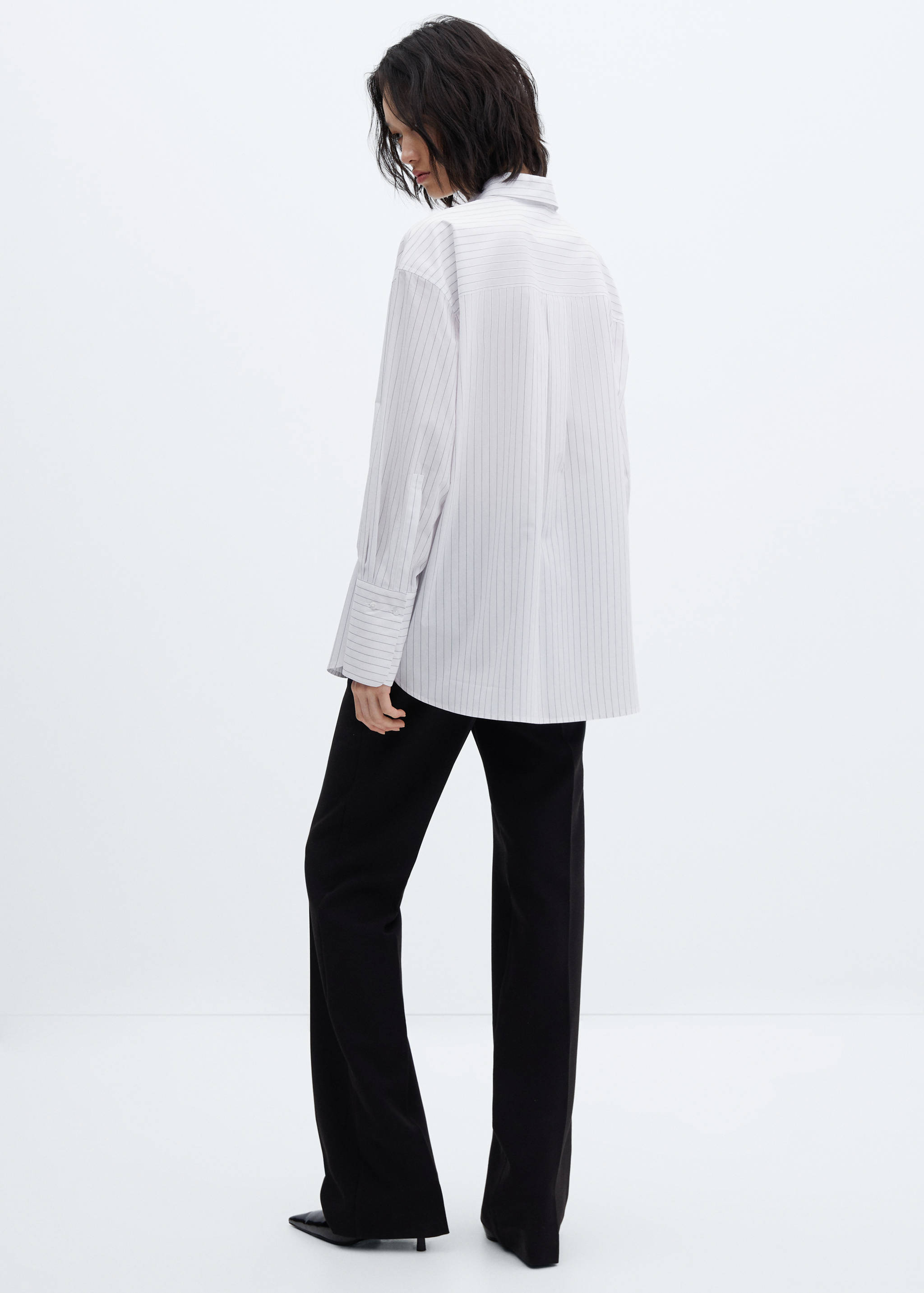 100% cotton striped shirt - Reverse of the article