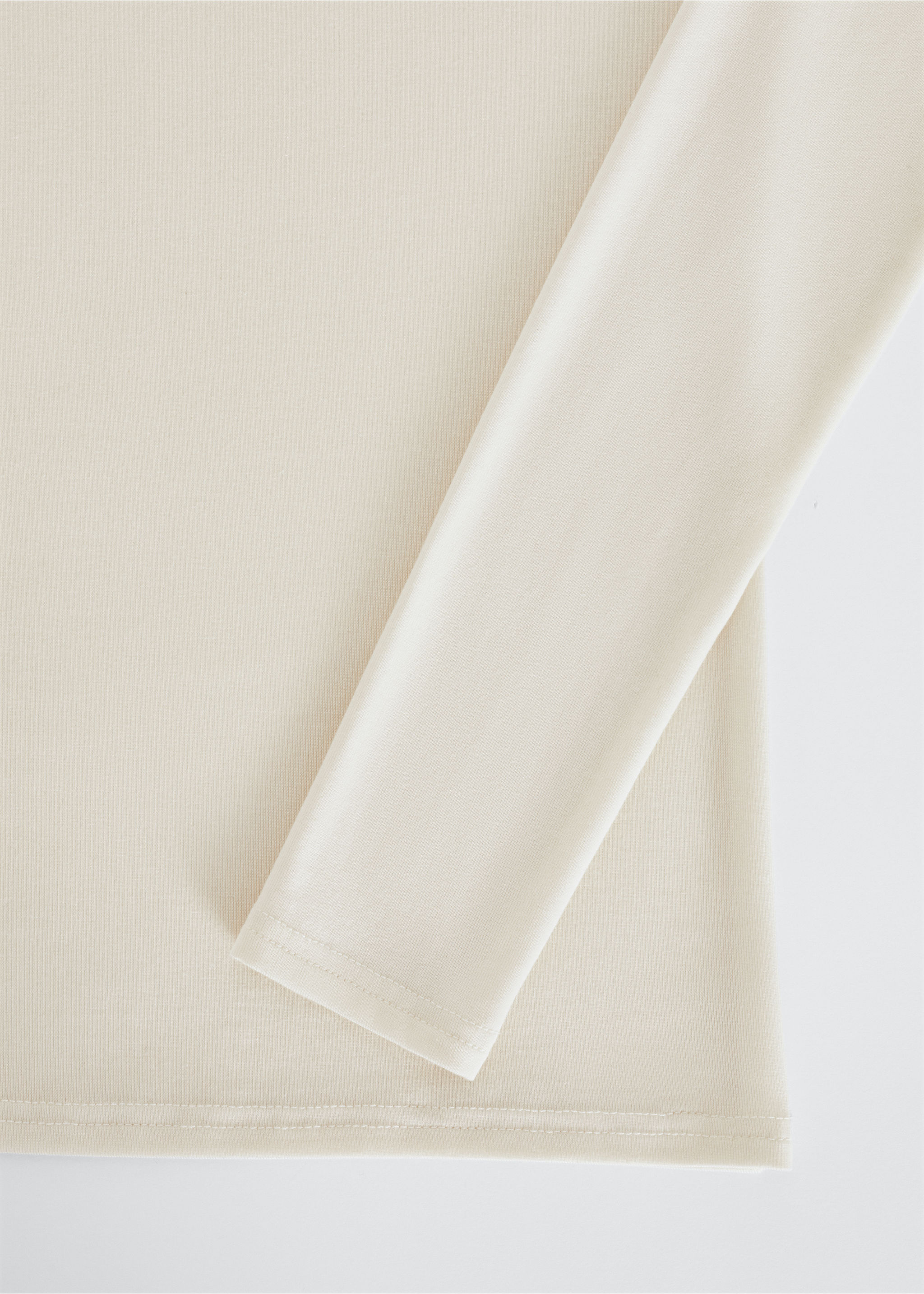 Boat-neck fitted t-shirt - Details of the article 8