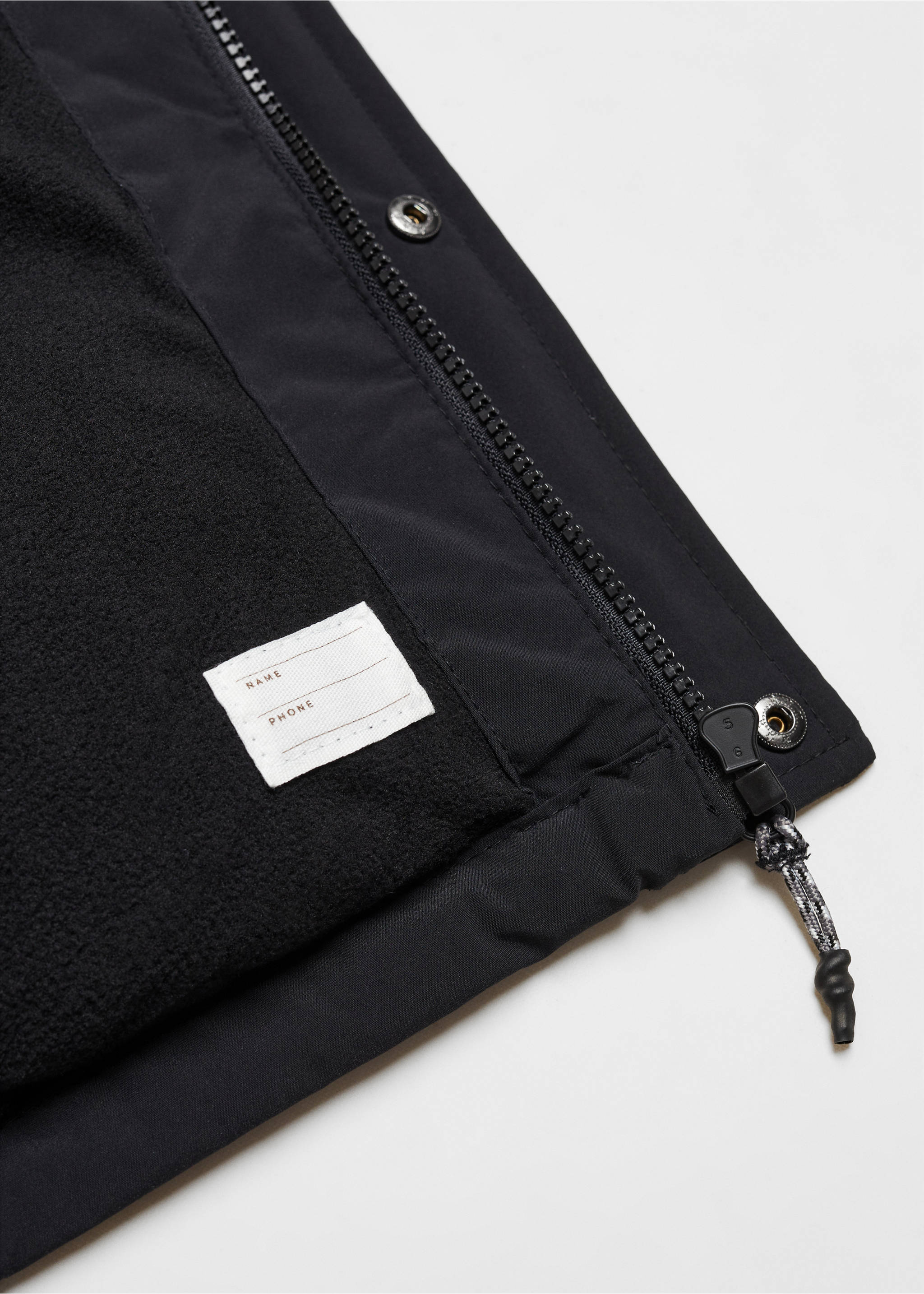 Wasserdichter Steppanorak - Detail des Artikels 8, Schwarz. Ref: 57056313-00.