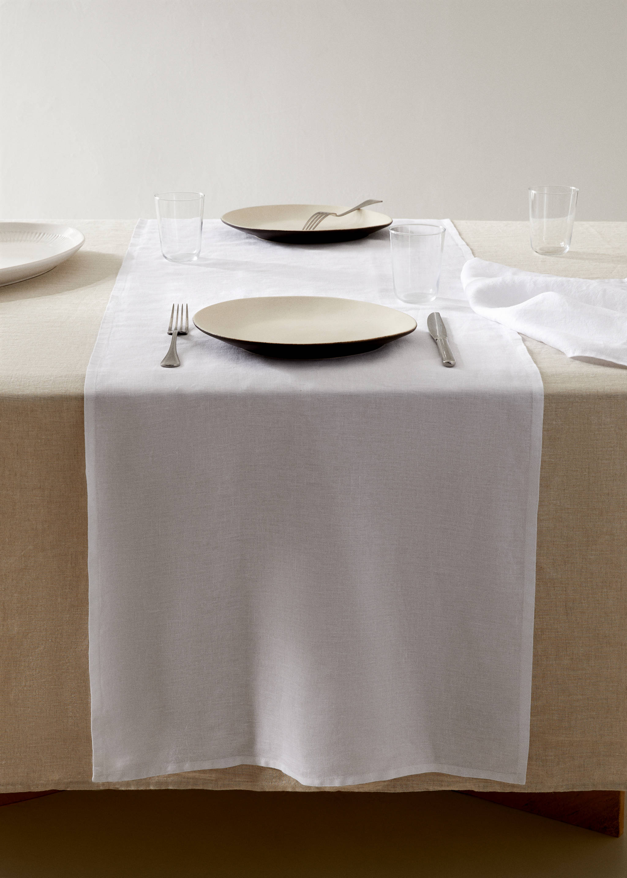 Bordslöpare 100% linne - Allmän bild