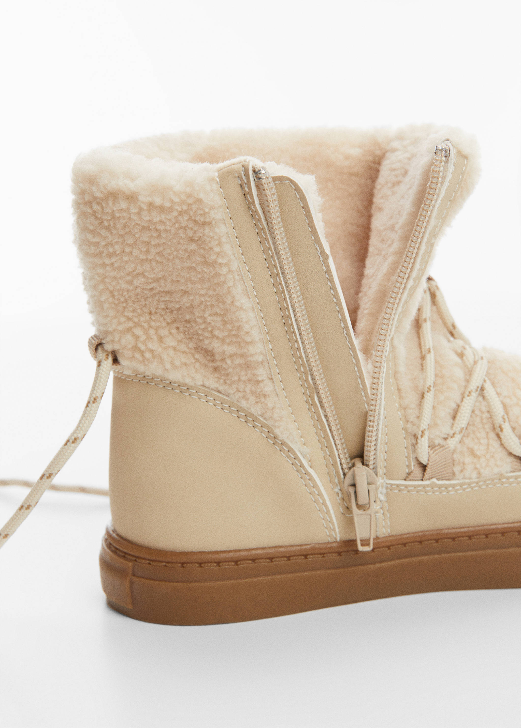 Shearling lace boots - Details of the article 3