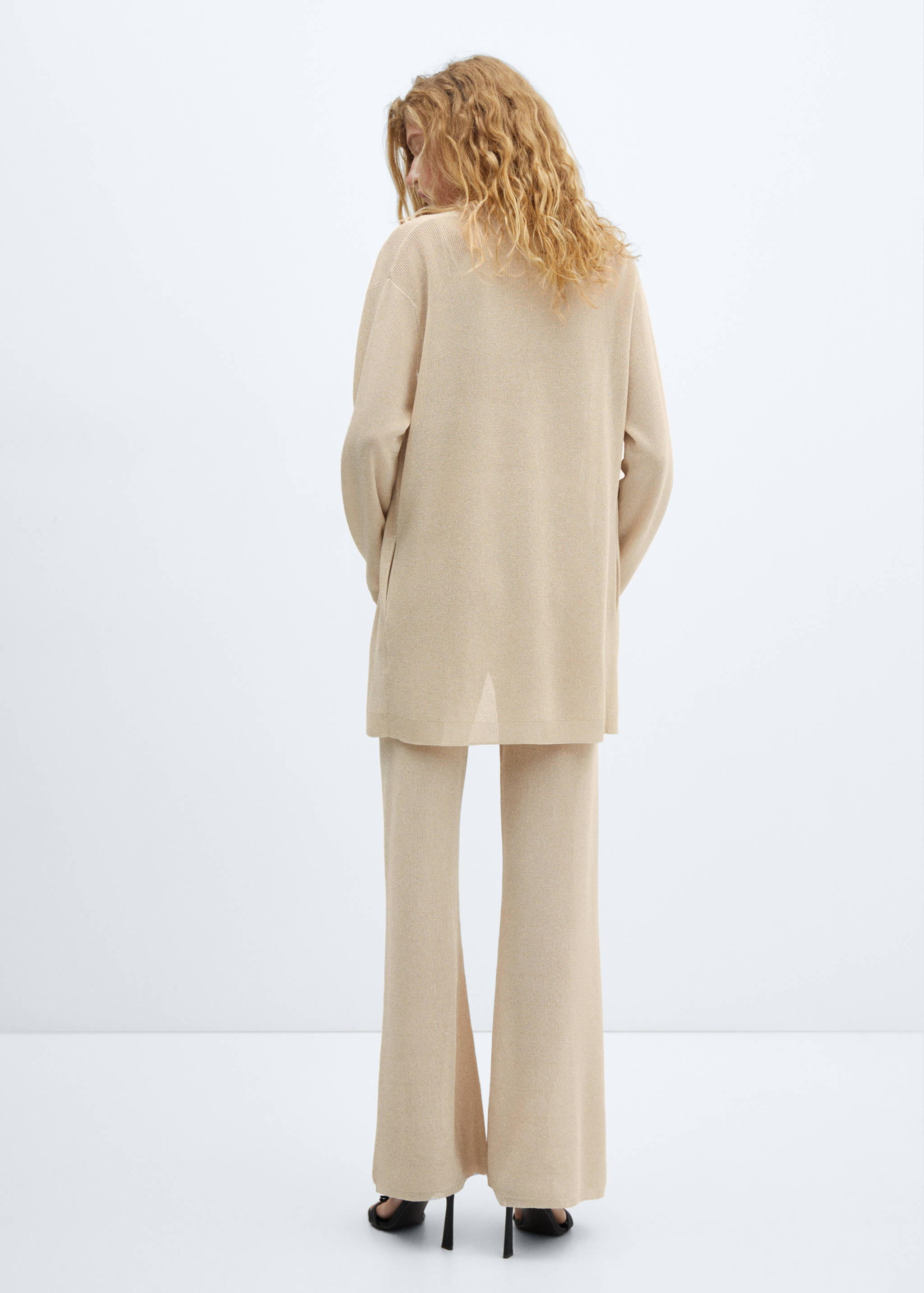 Strick-Cardigan mit Lurex - Rückseite des Artikels