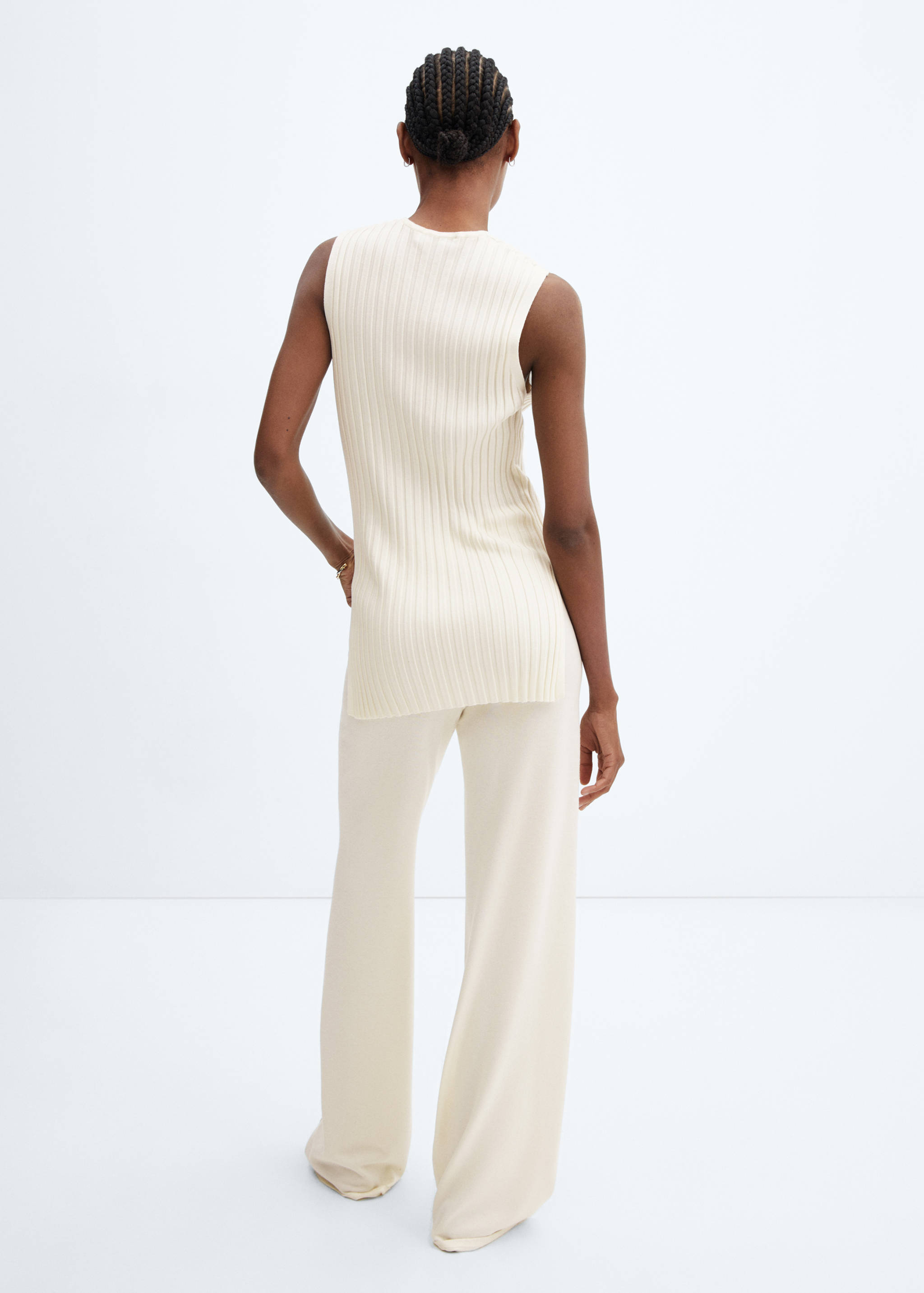 Straight knitted pants - Reverse of the article