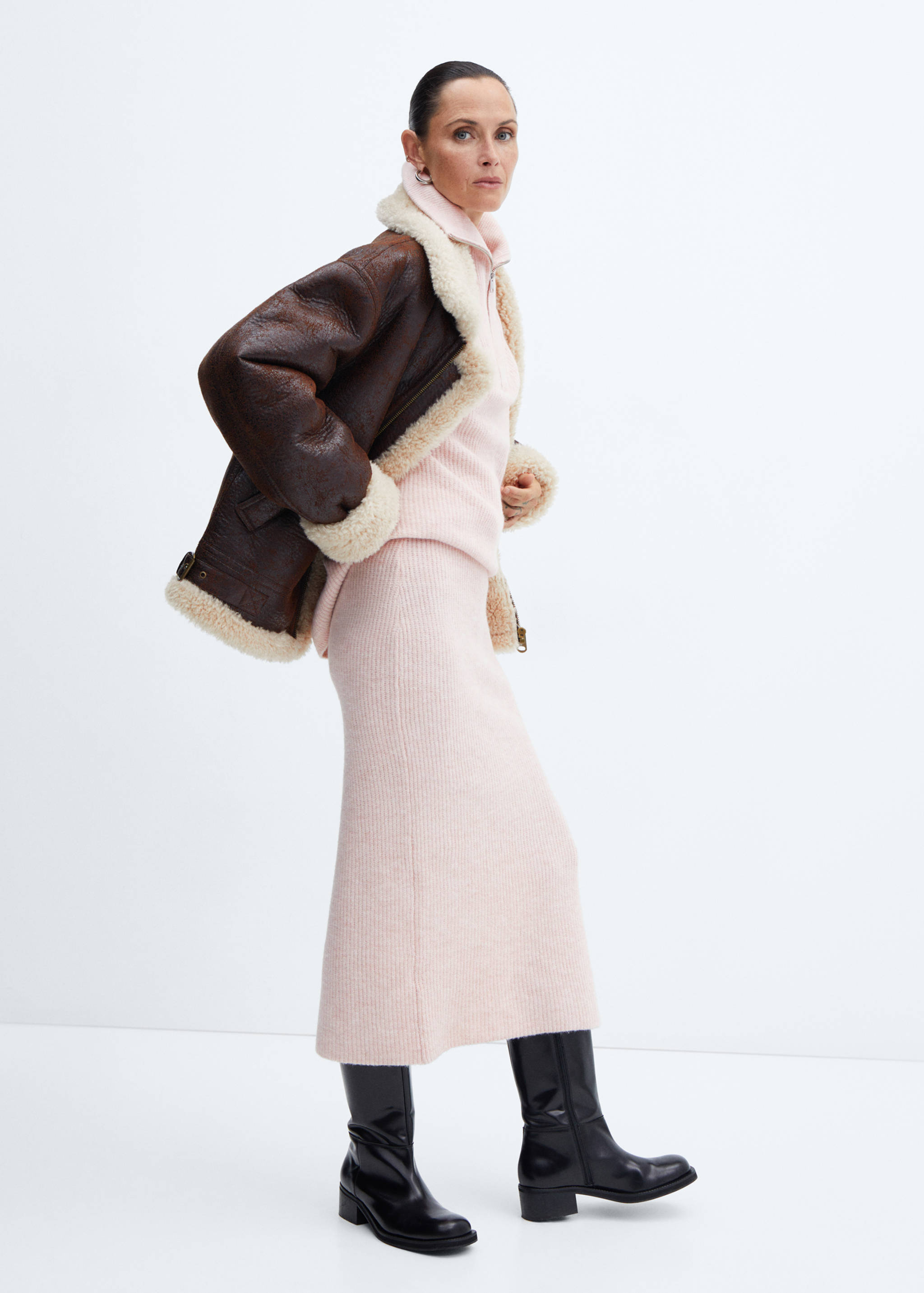 Slit knitted skirt - General plane