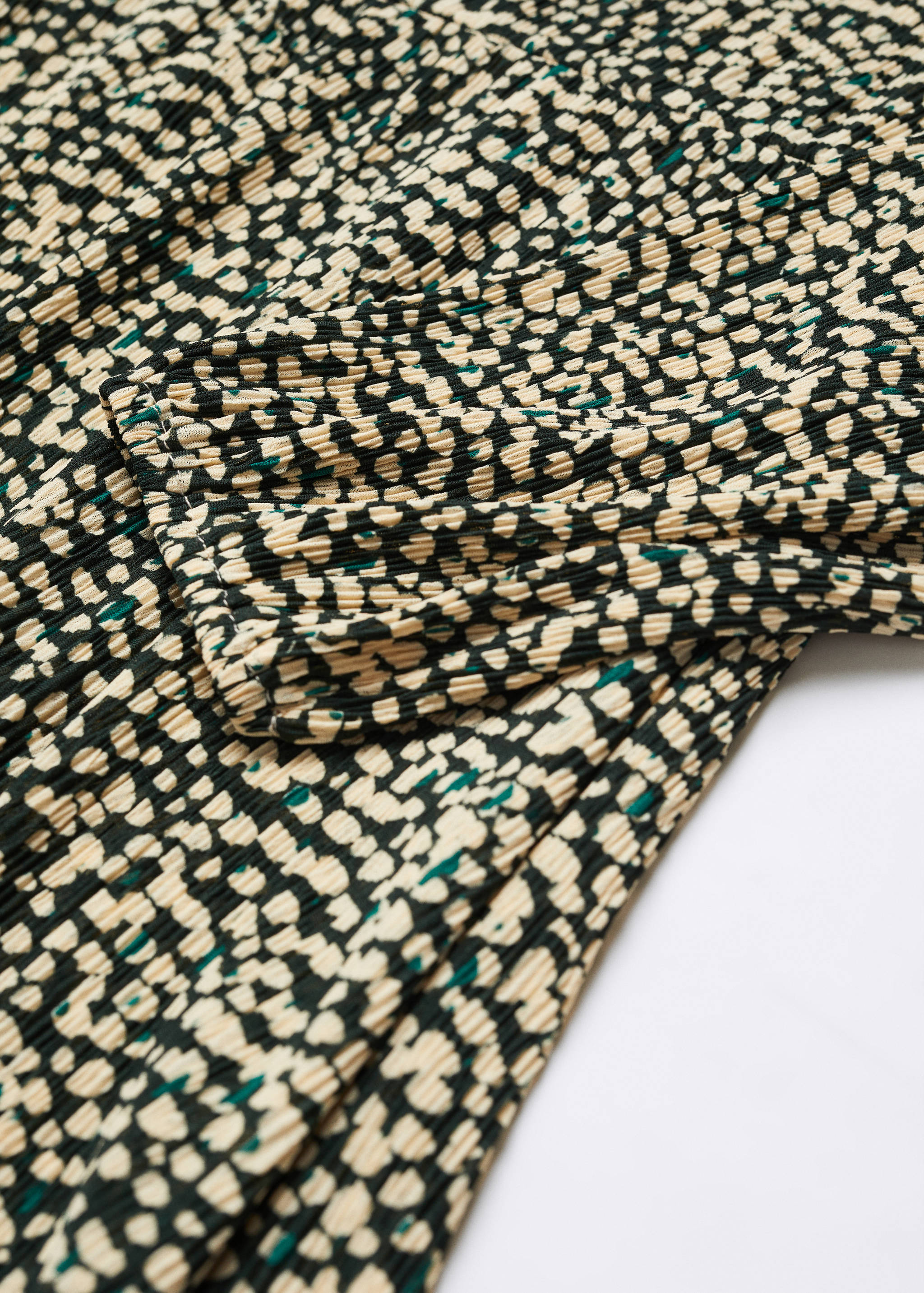 Long printed dress - Details of the article 8