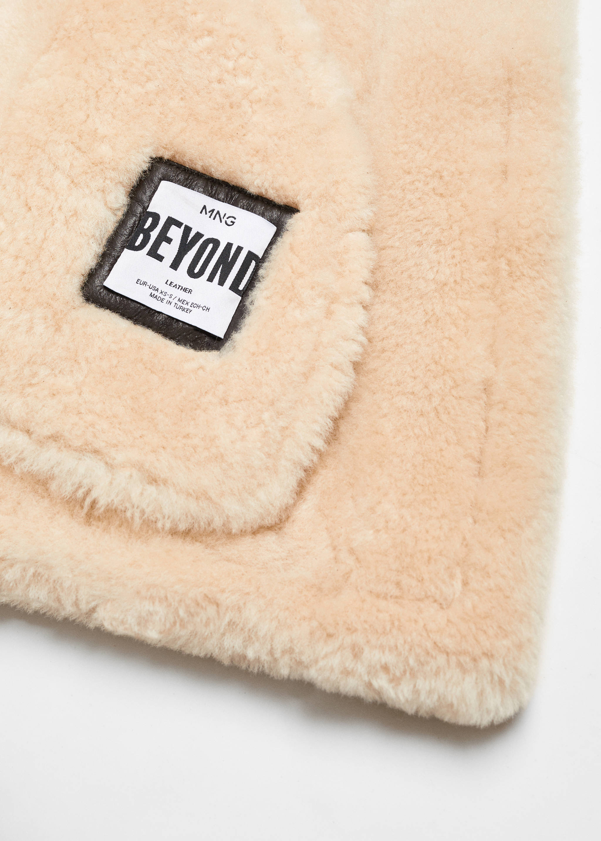 Shearling-lined coat - Details of the article 0