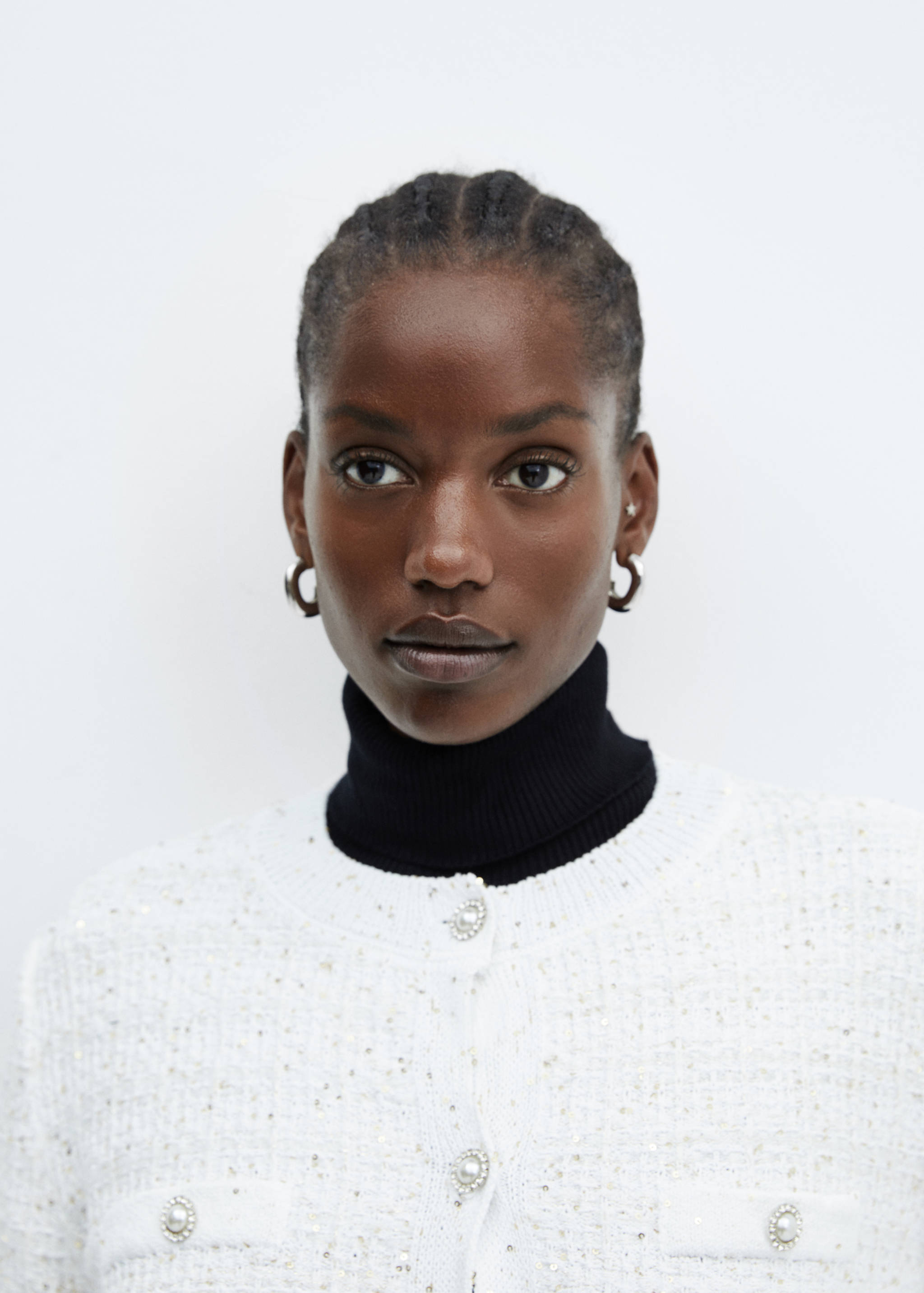 Tweed cardigan with jewel button - Details of the article 4