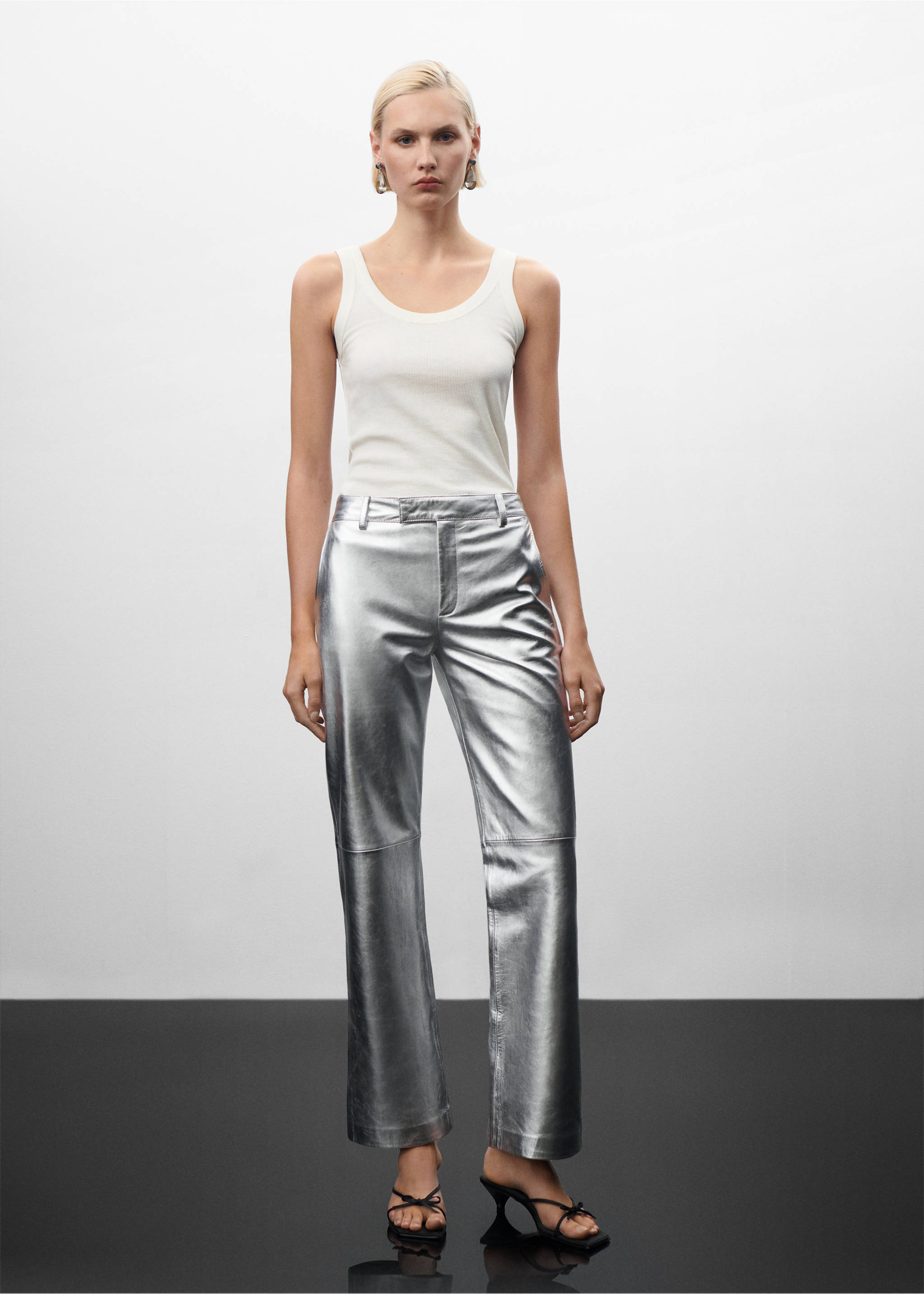 Metallic leather trousers - General plane, Silver. Ref: 57059114-00.