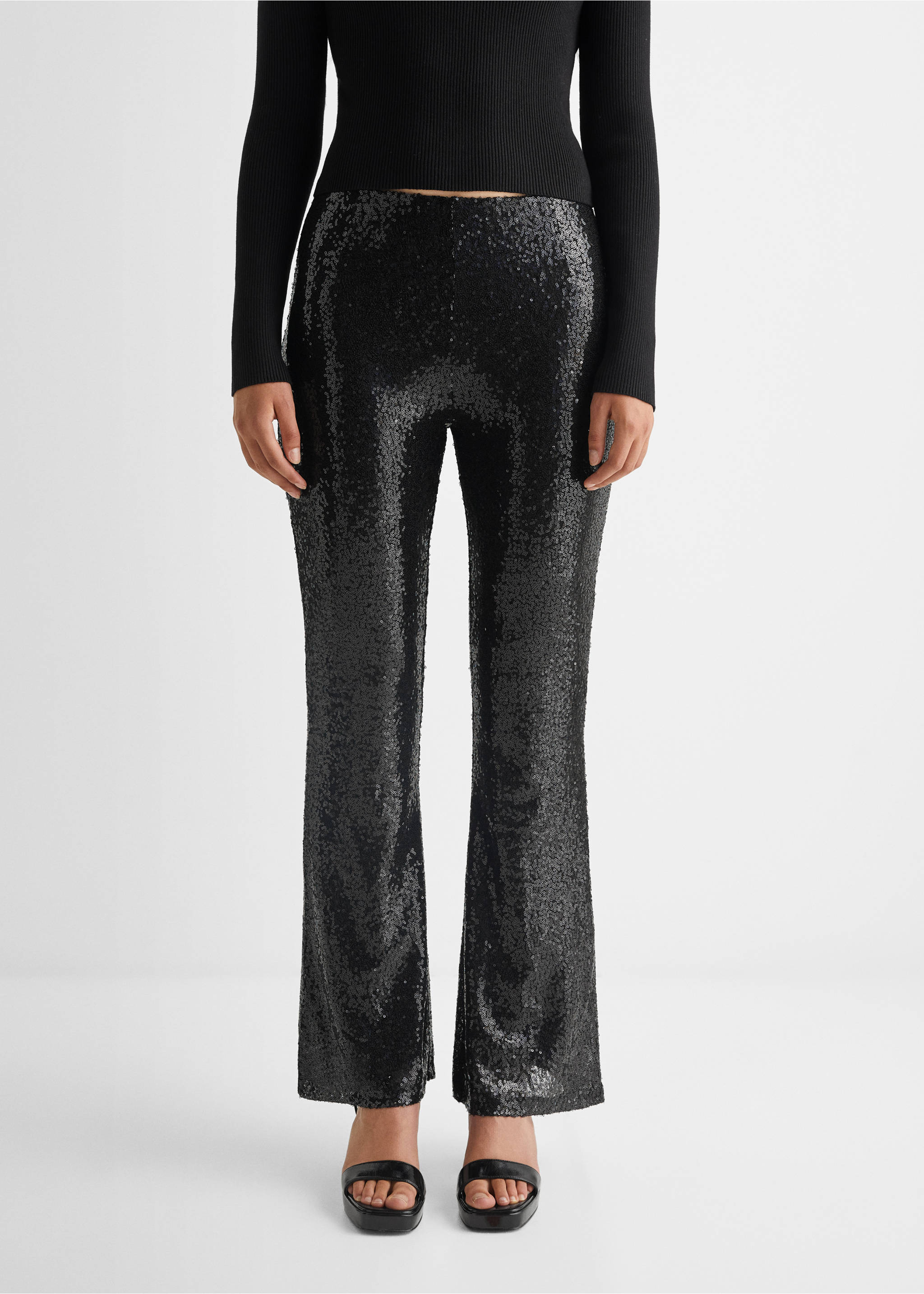 Hose mit Paillettenverzierung - Detail des Artikels 6, Schwarz. Ref: 57059215-00.