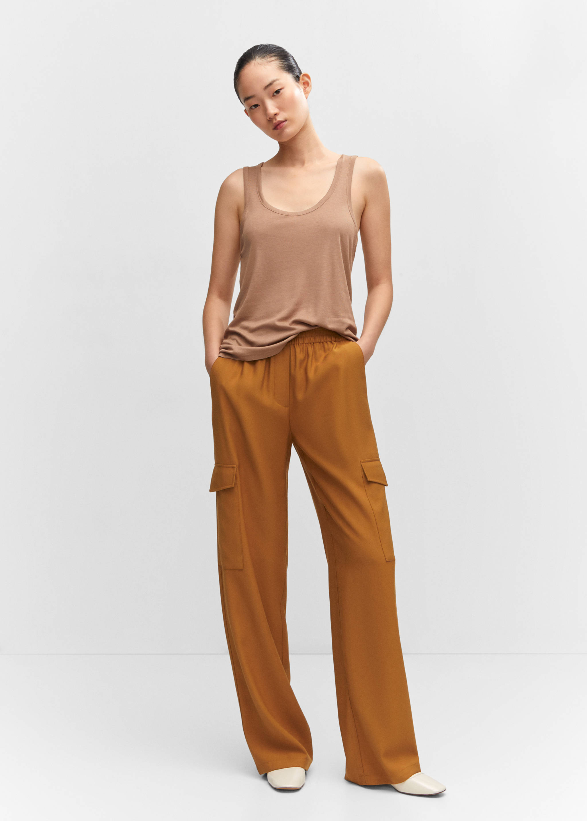 Flowy cargo pants - General plane