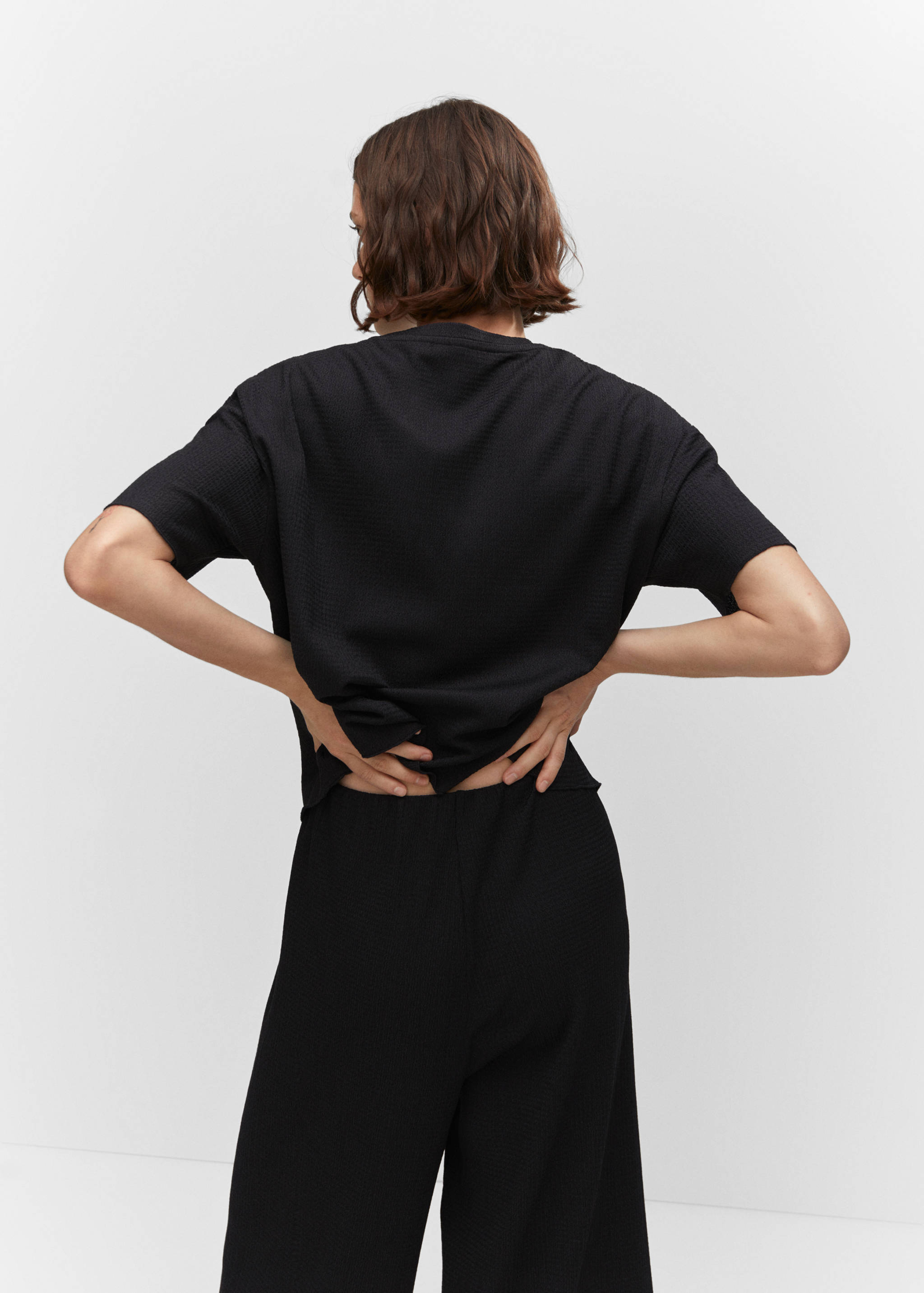 Texturiertes Oversized-T-Shirt - Rückseite des Artikels