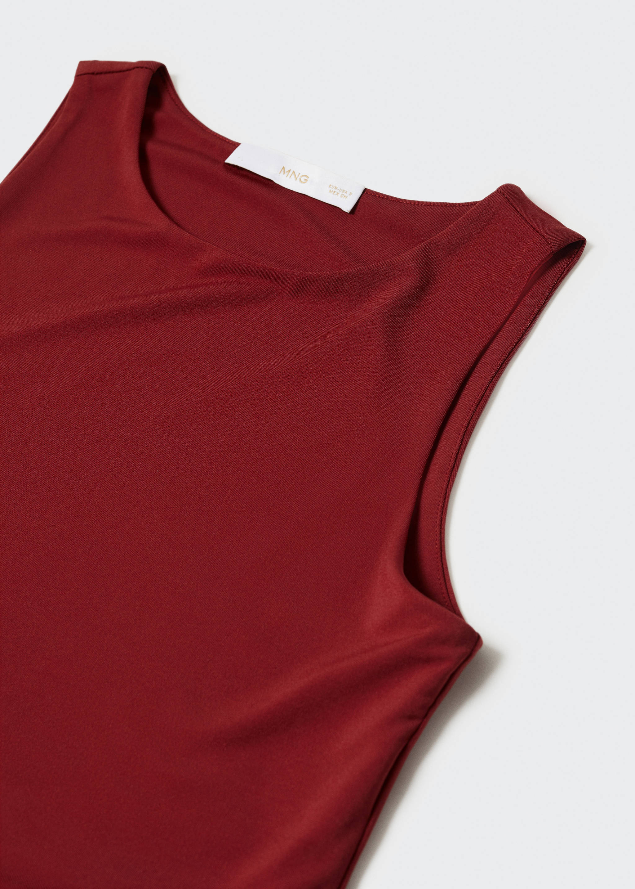 Top cropped com gola halter - Pormenor do artigo 8
