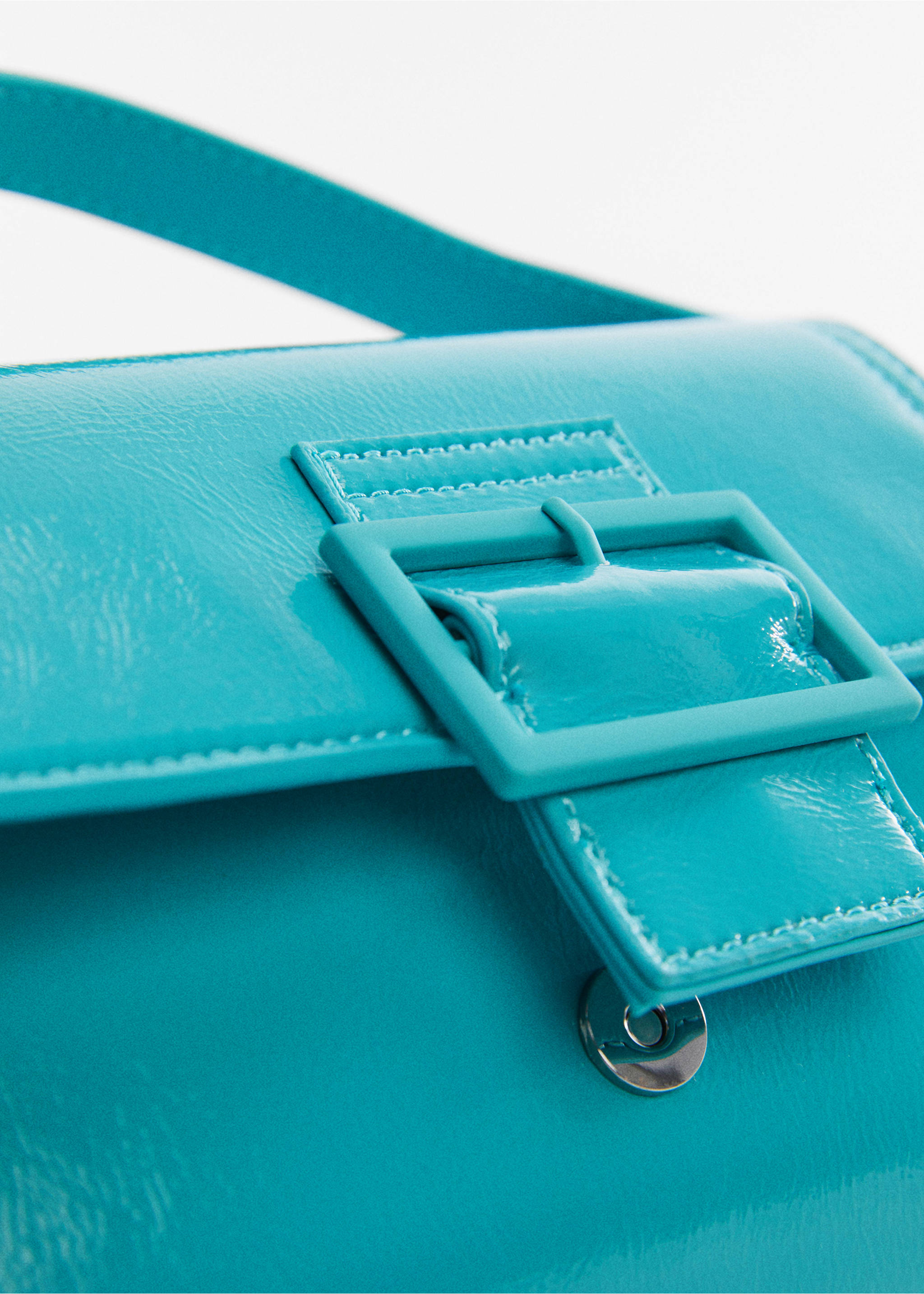 Buckled flap bag - Details of the article 1, Aqua Green. Ref: 57062510-00.