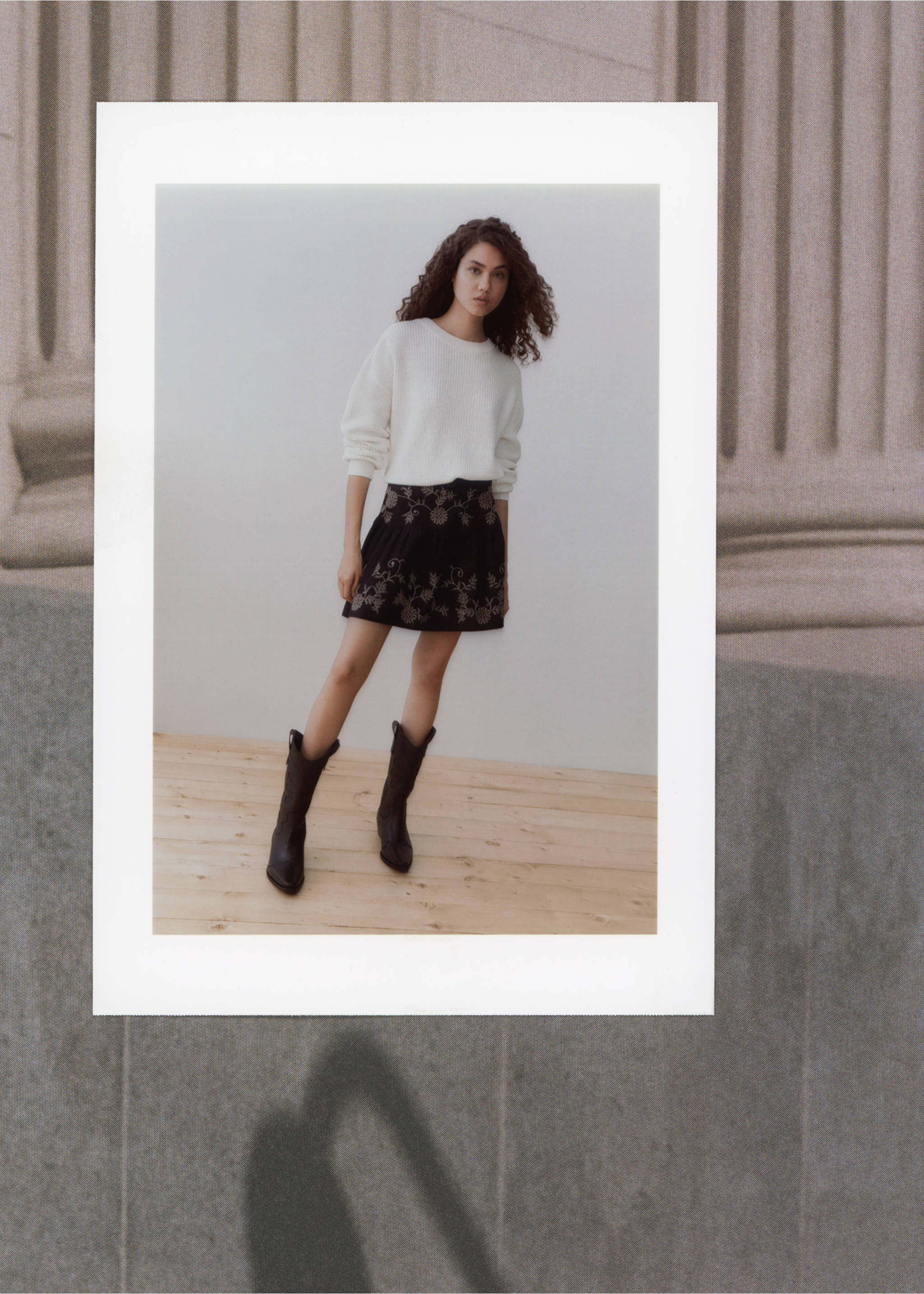 Embroidered cotton skirt - Details of the article 5, Black. Ref: 57062890-00.