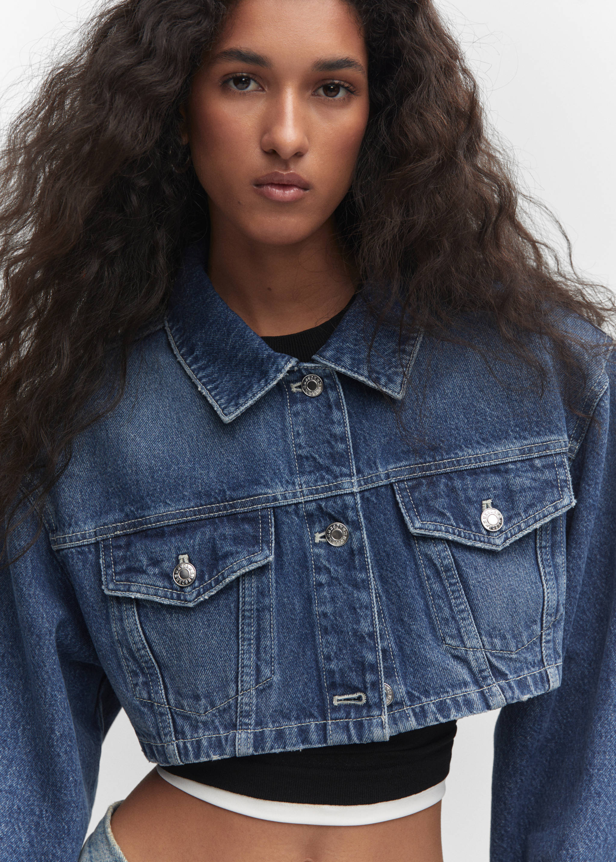 Cropped denim jacket - Details of the article 1
