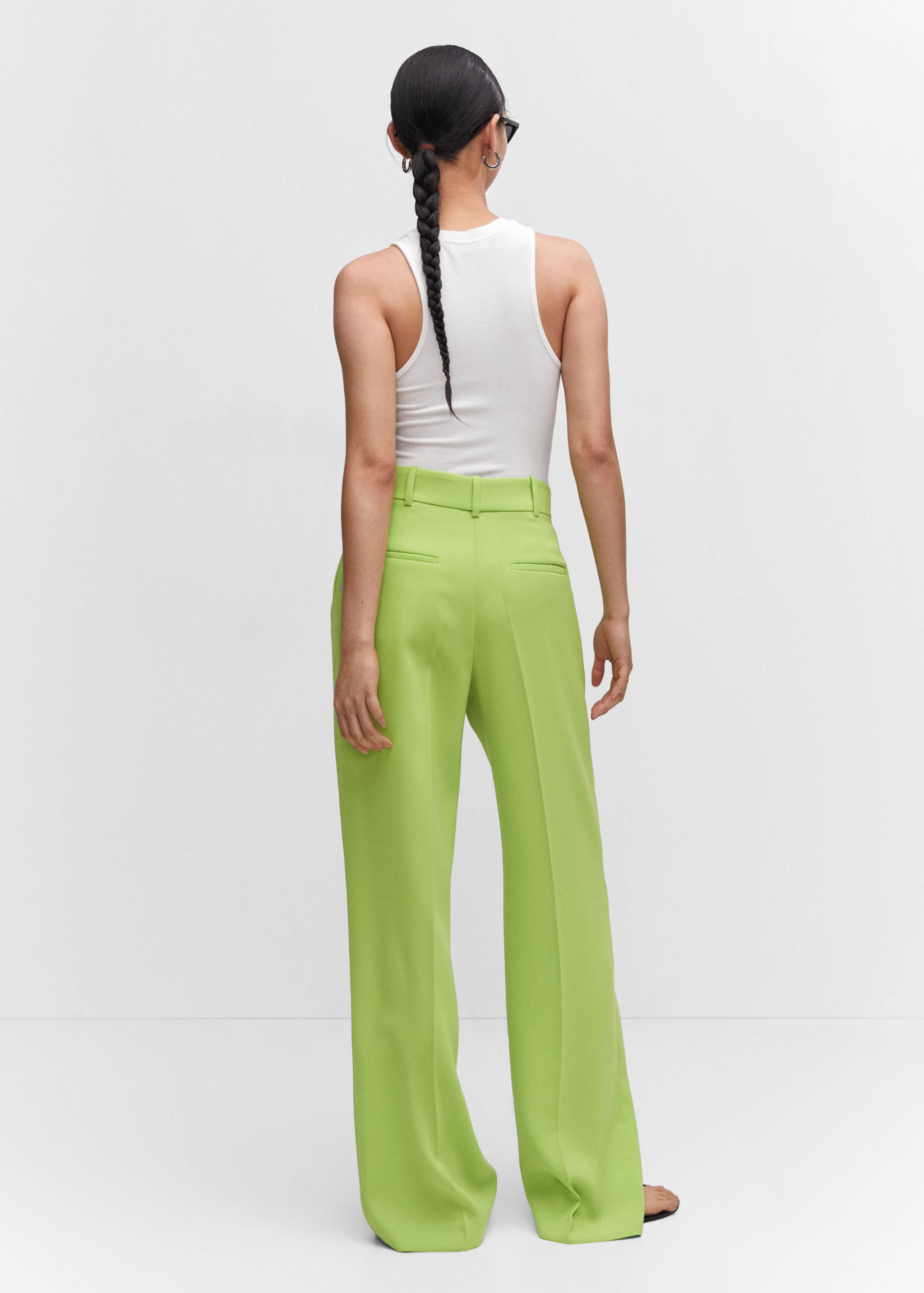 Wide leg pleated trousers - Reverse of the article