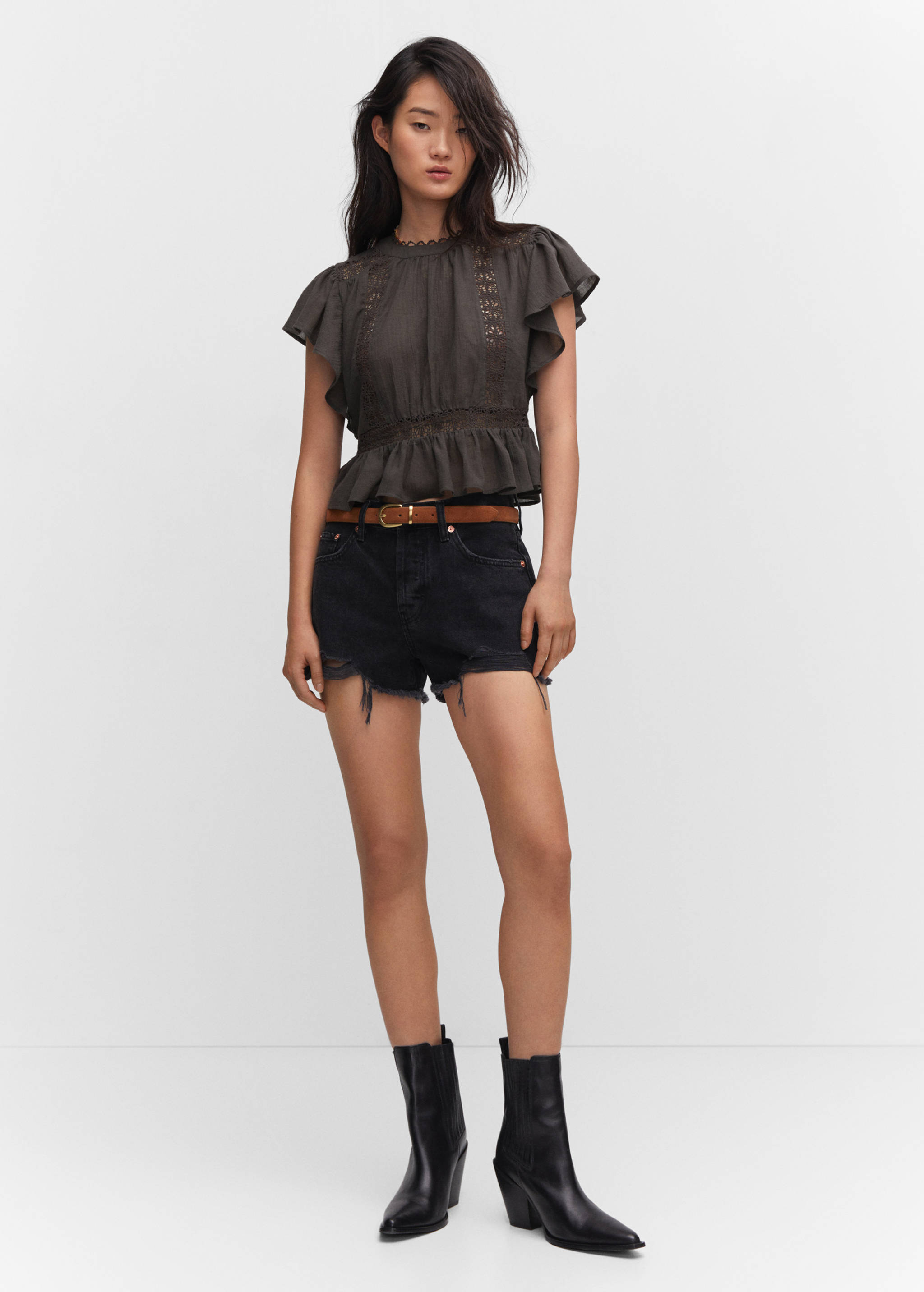 Ruffled lace top - General plane