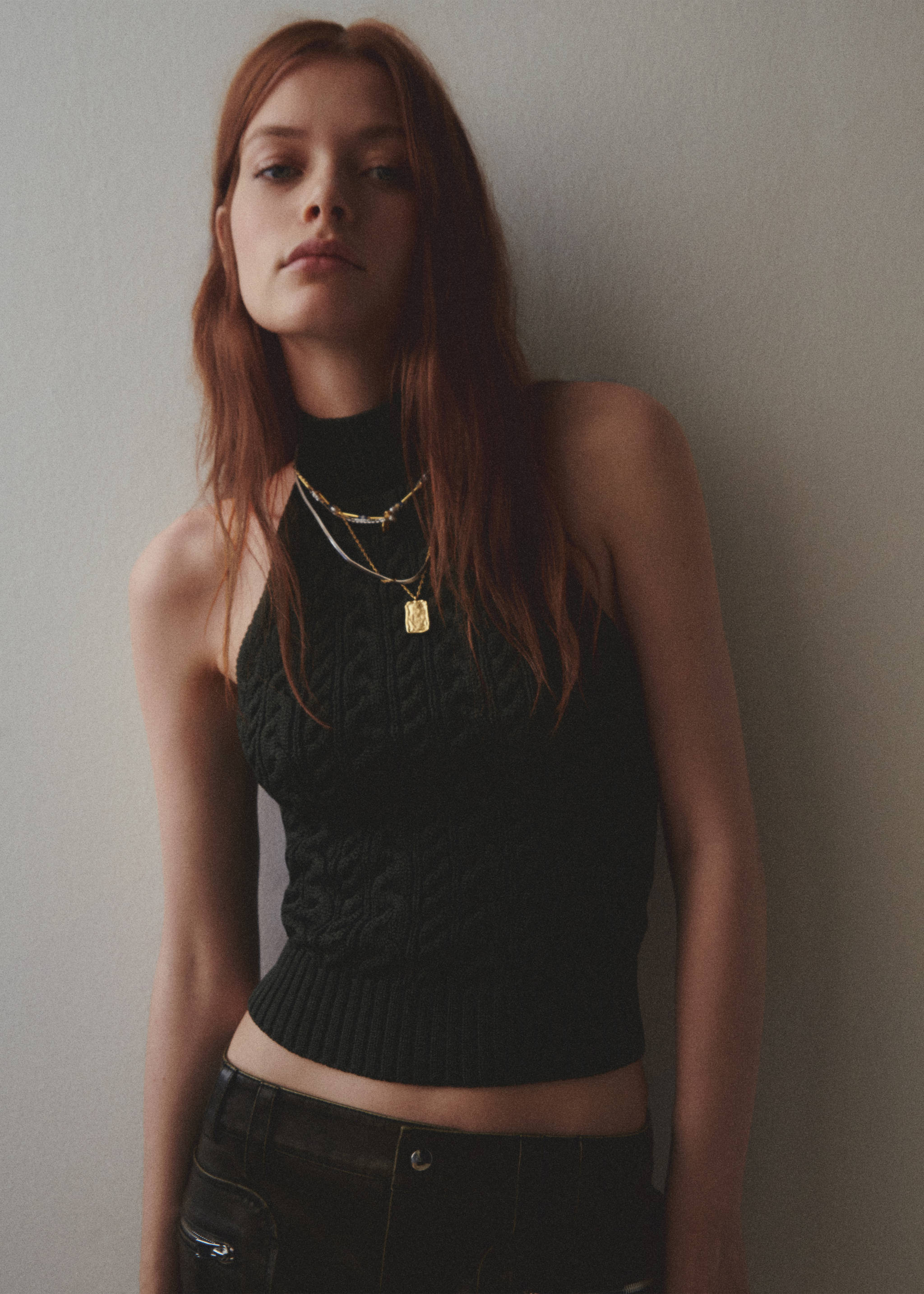 Halter-neck knitted top - Details of the article 5