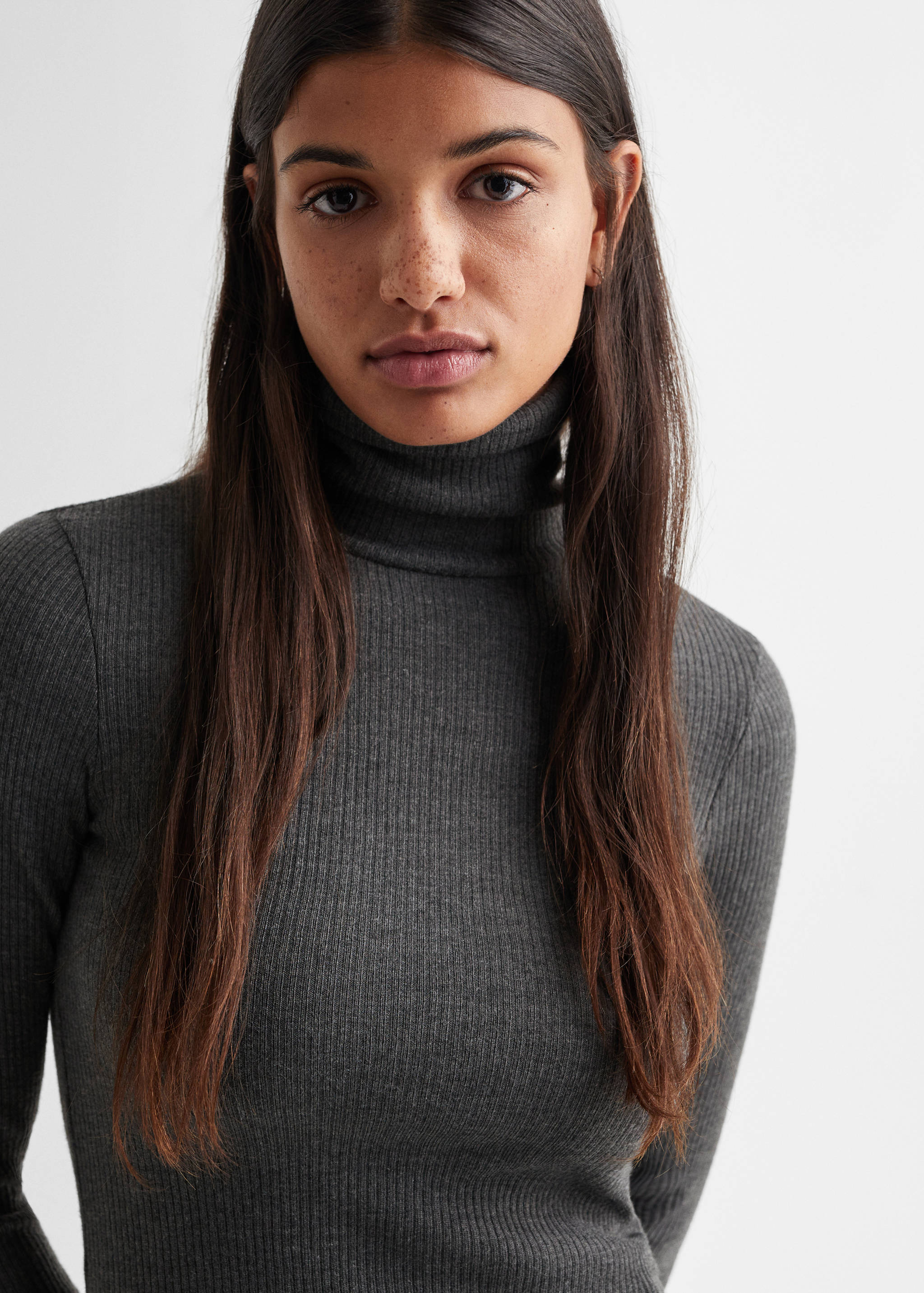 Ribbed knit dress - Details of the article 1