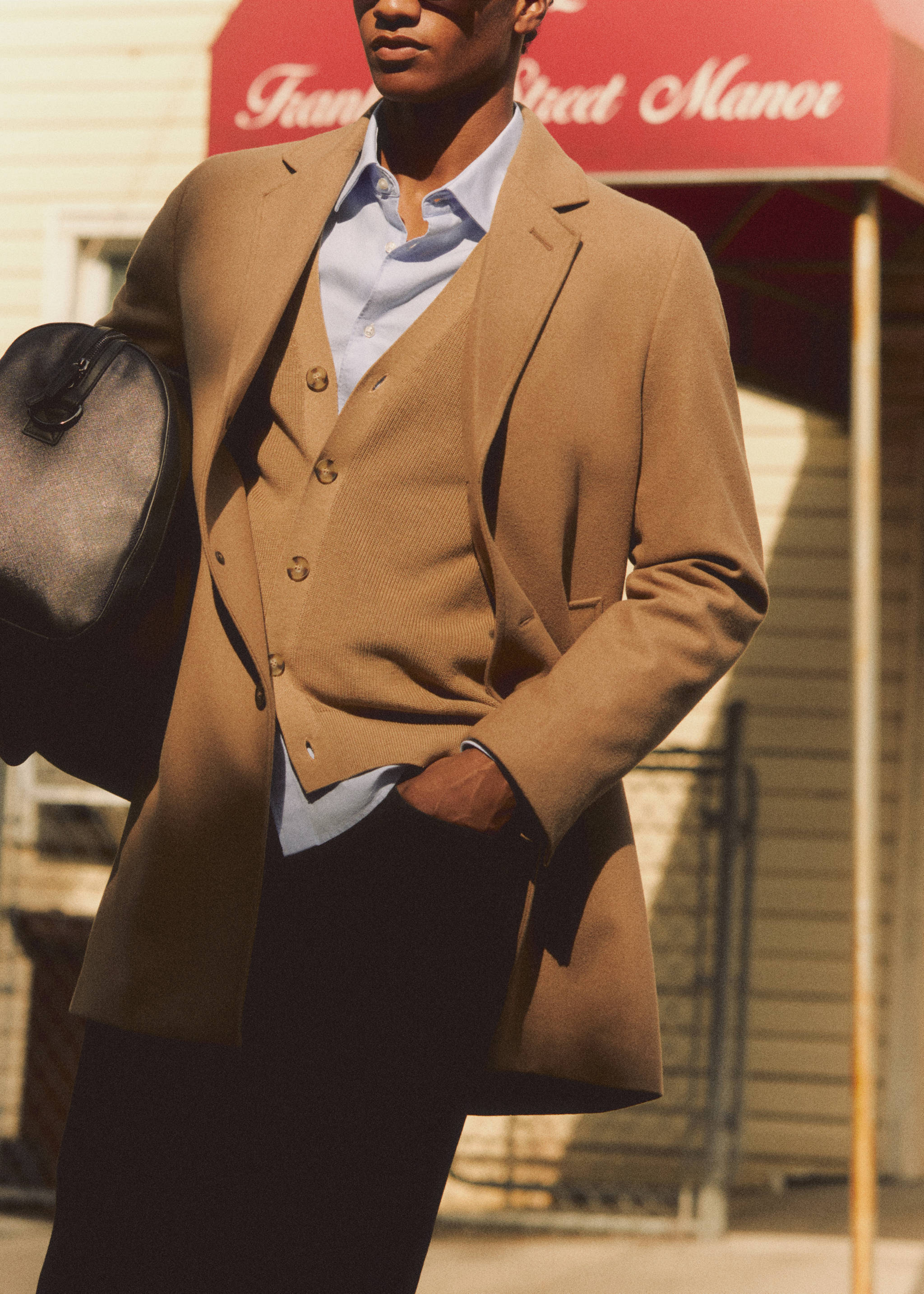 Strukturierter Baumwoll-Cardigan - Detail des Artikels 3, Beige. Ref: 57064401-00.