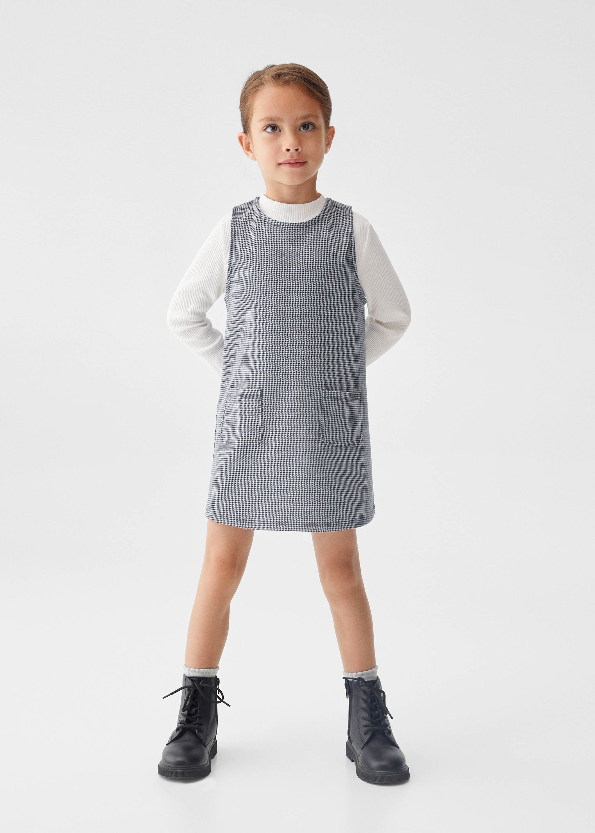 Houndstooth pinafore dress - General plane