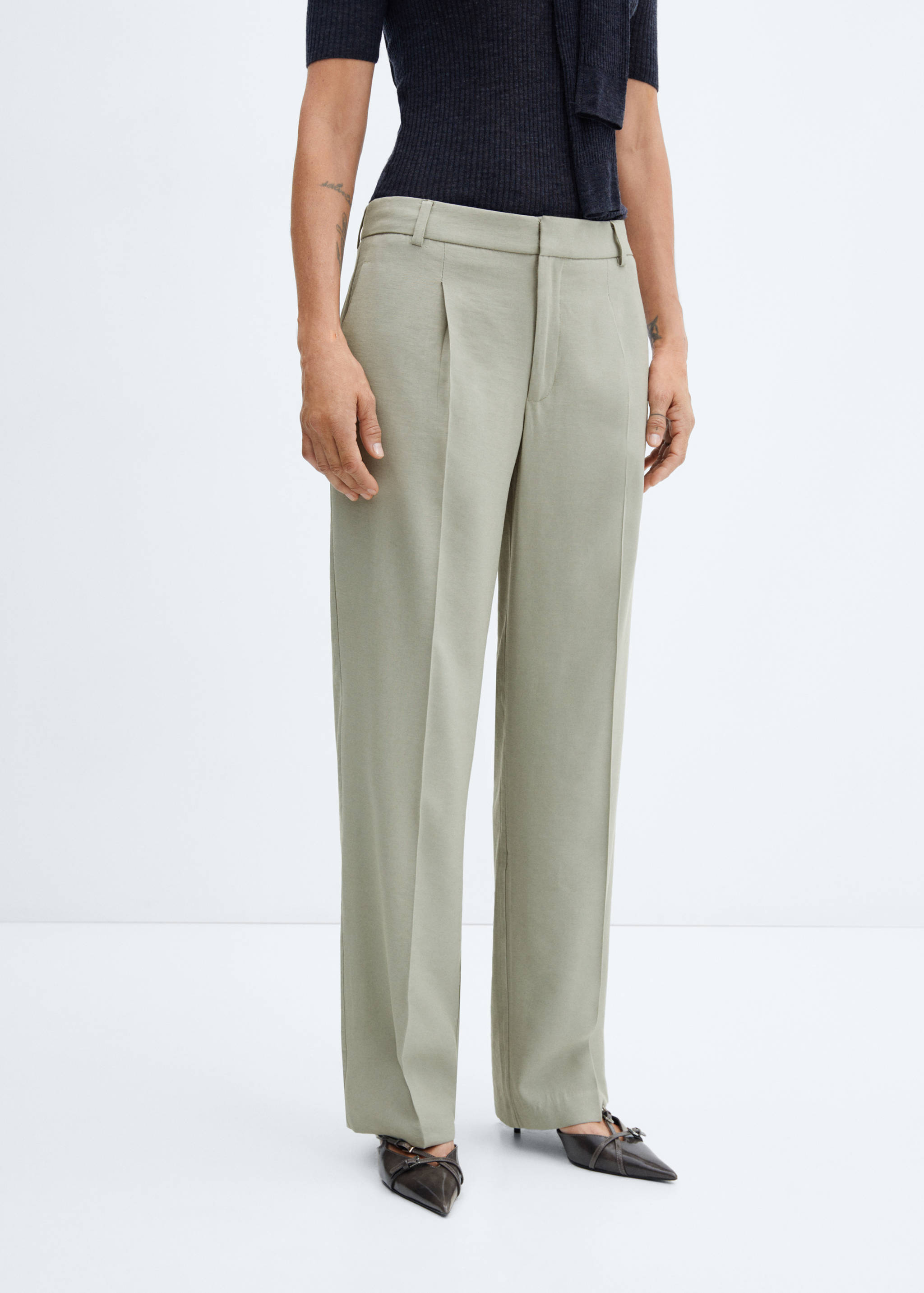Gerade Bundfaltenhose - Mittlere Ansicht