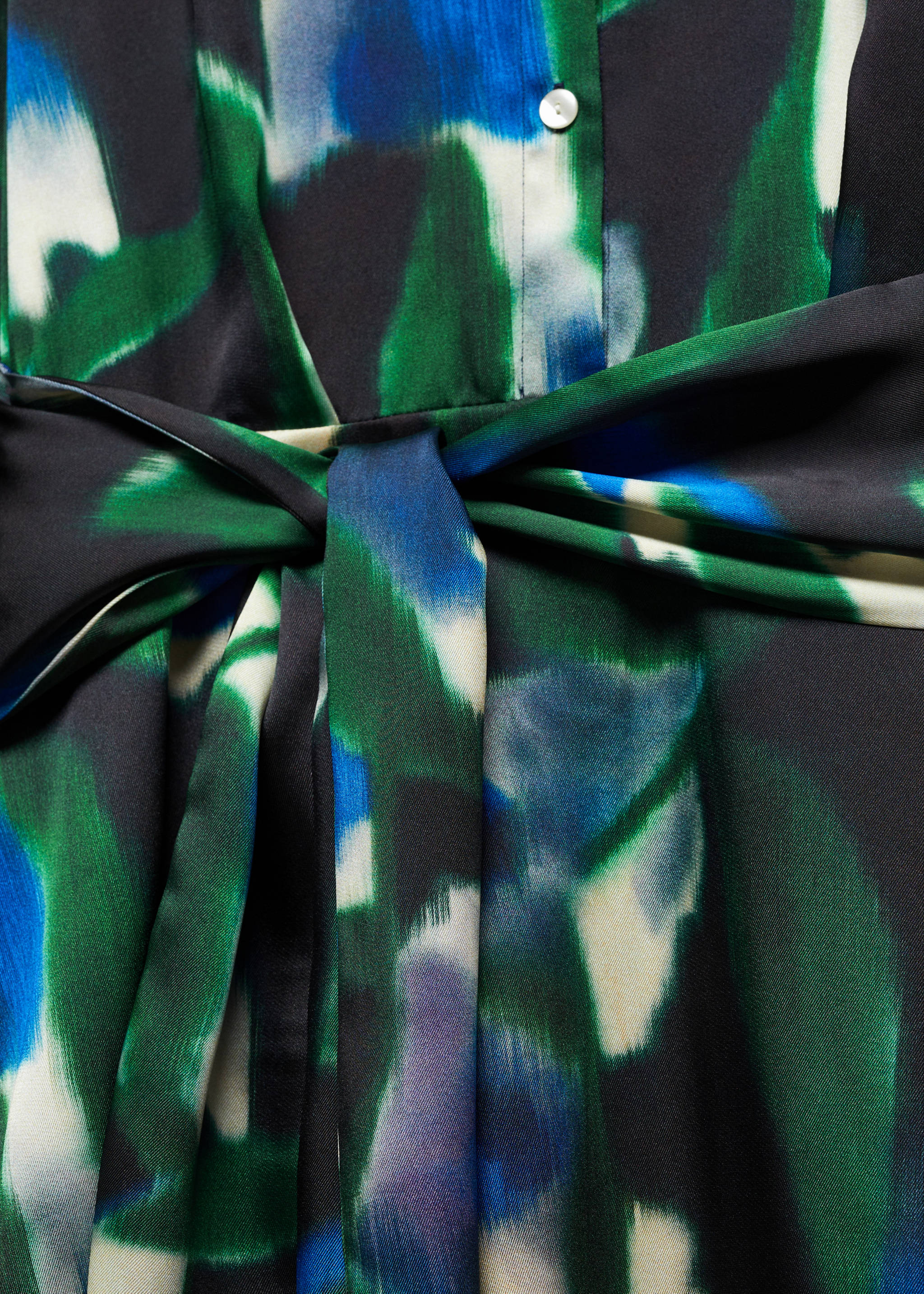 Printed shirt dress - Details of the article 8