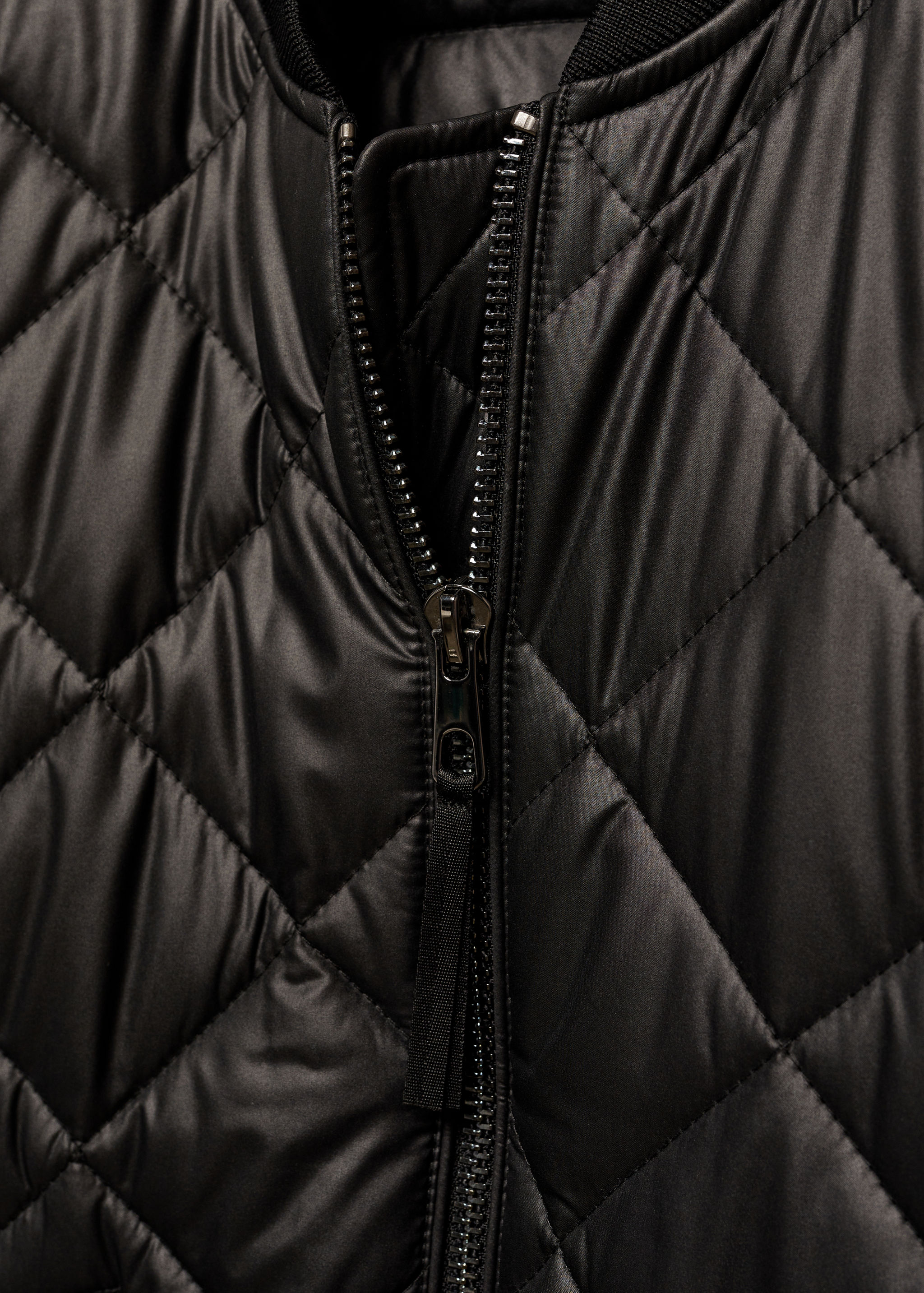 Waterproof quilted bomber jacket - Details of the article 8