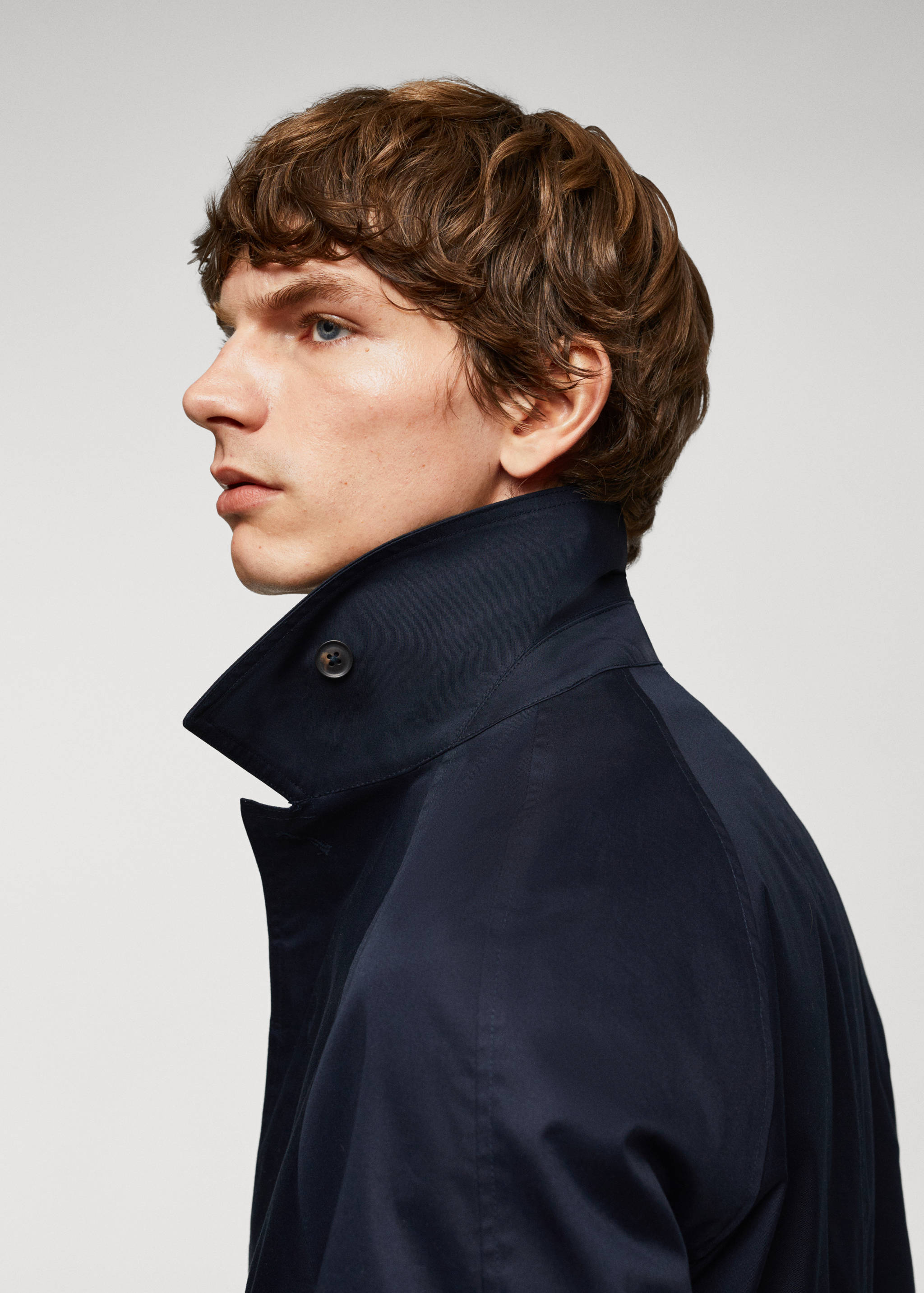 Relaxed-fit cotton trench coat - Details of the article 4