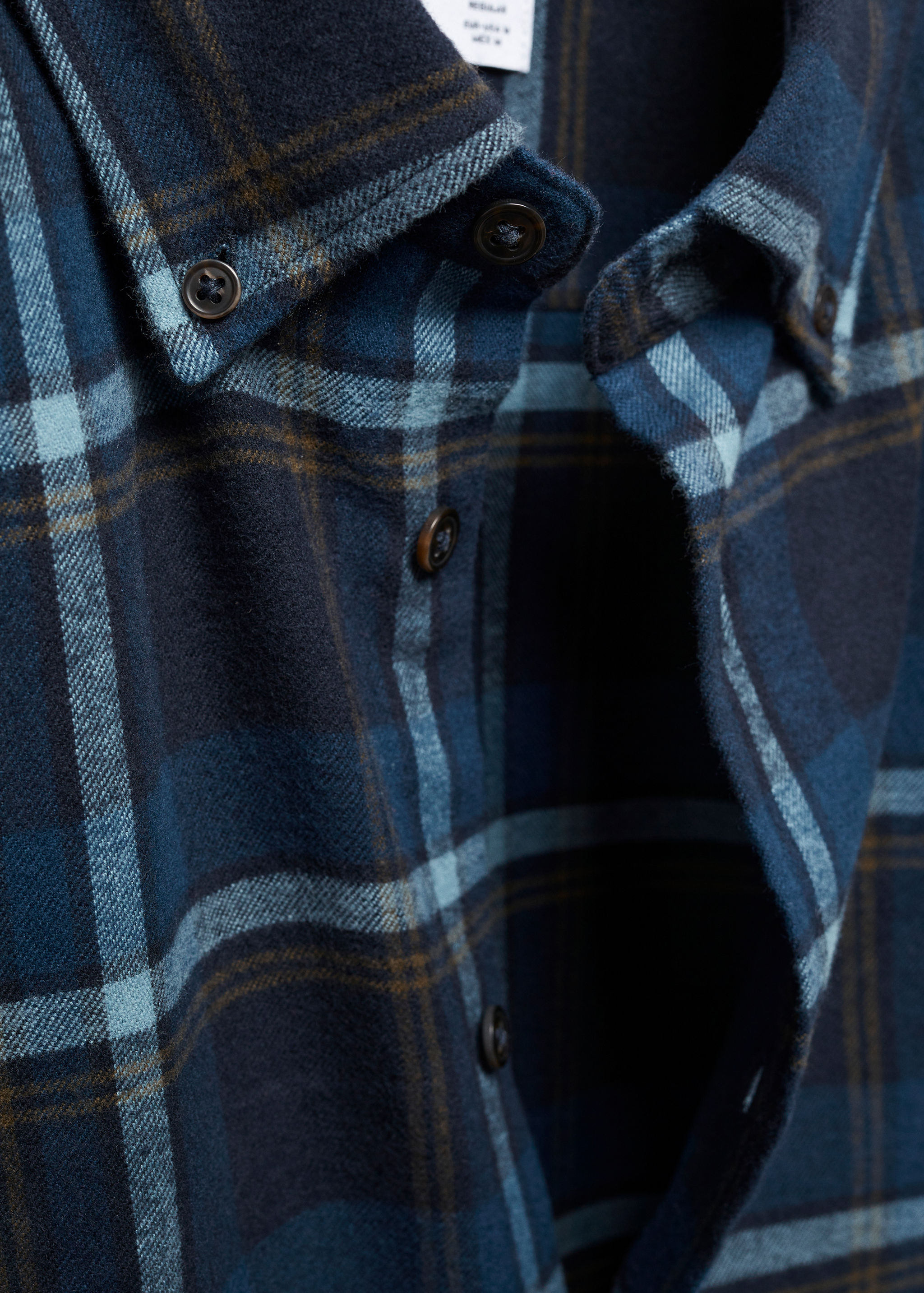 Camisa regular fit franel·la quadres - Detall de l'article 8