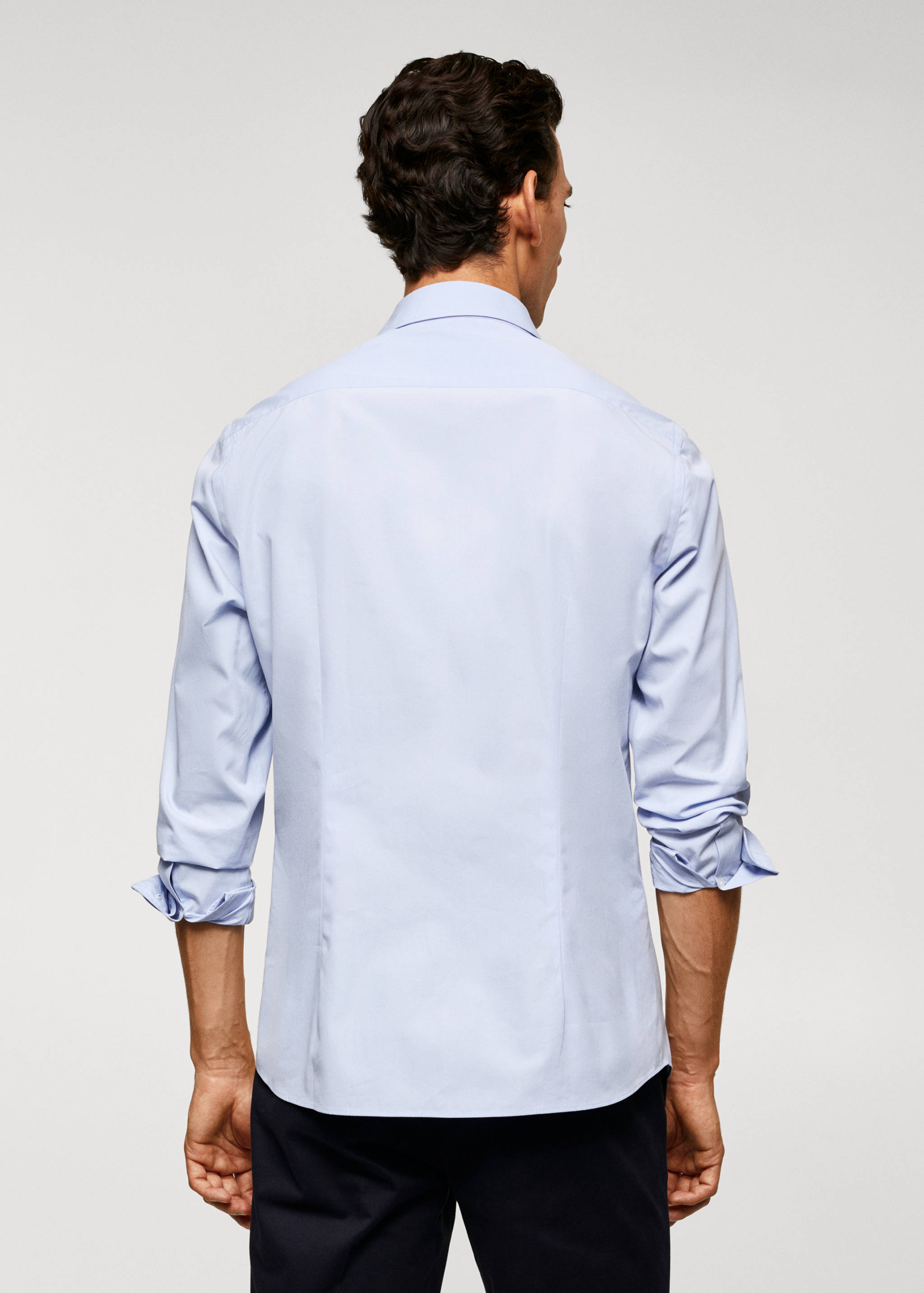 100% cotton slim fit shirt - Reverse of the article