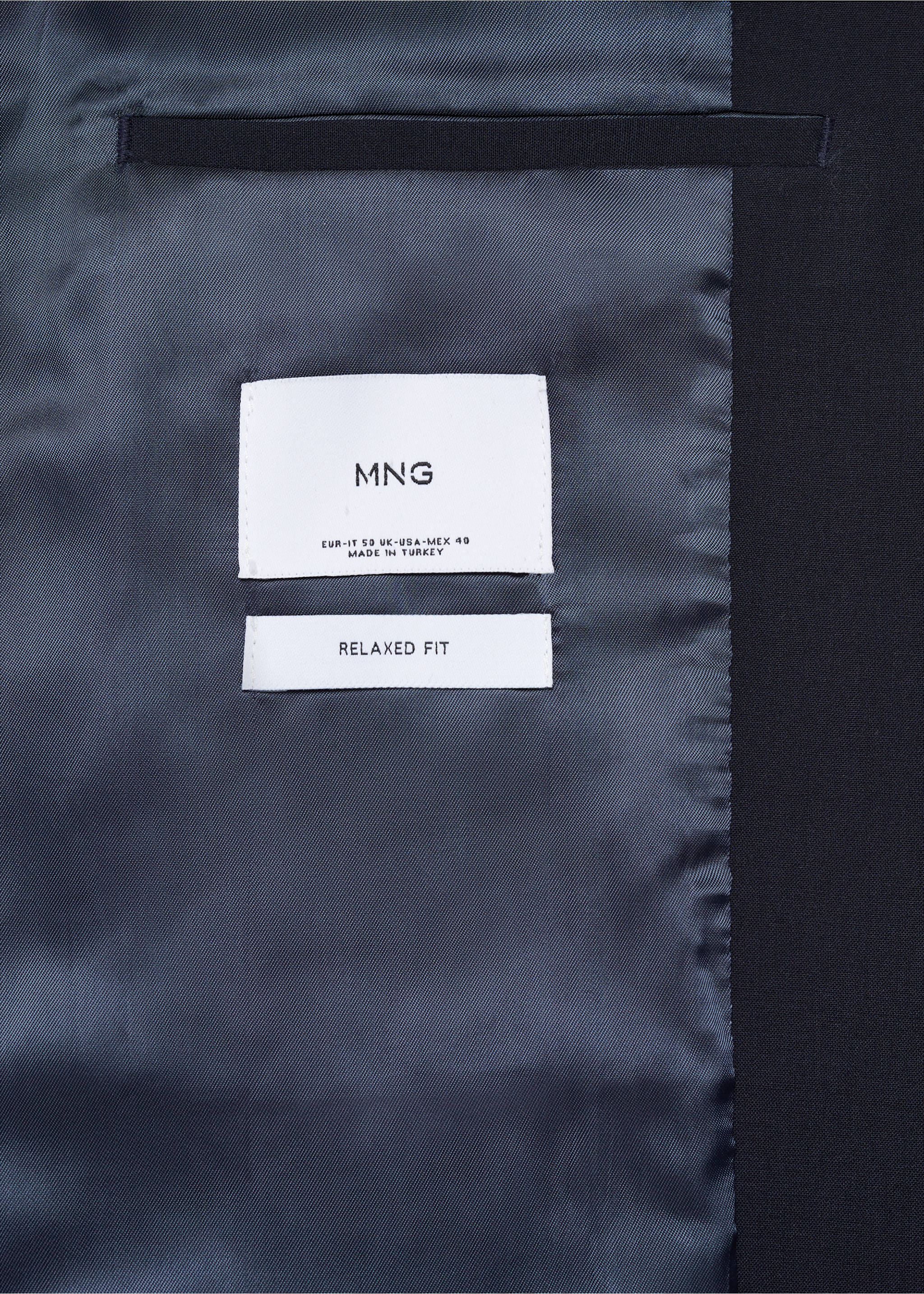 Relaxed Fit-Blazer aus Wolle - Detail des Artikels 8, Marineblau. Ref: 57065961-00.