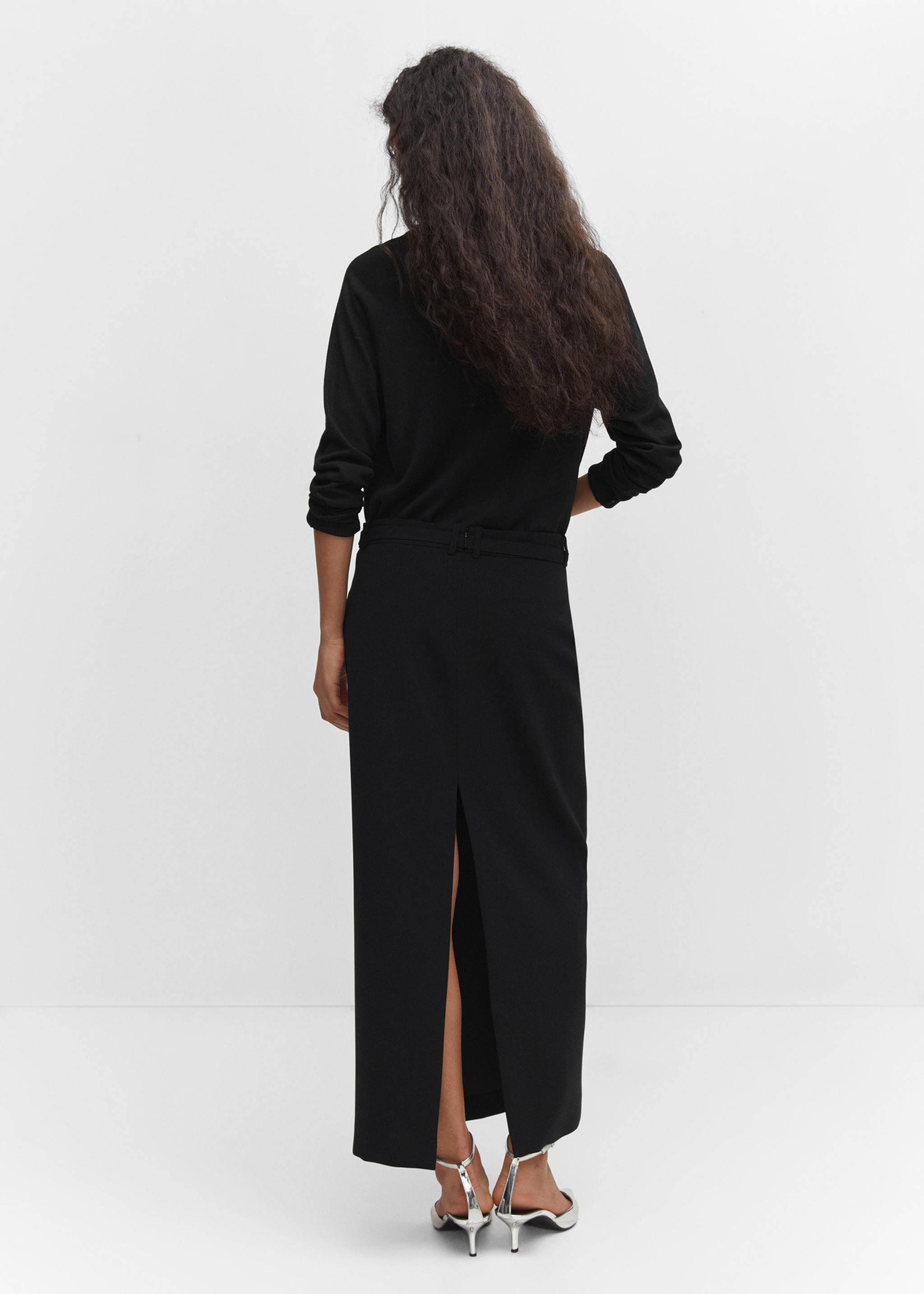 Fine-knit turtleneck sweater - Reverse of the article