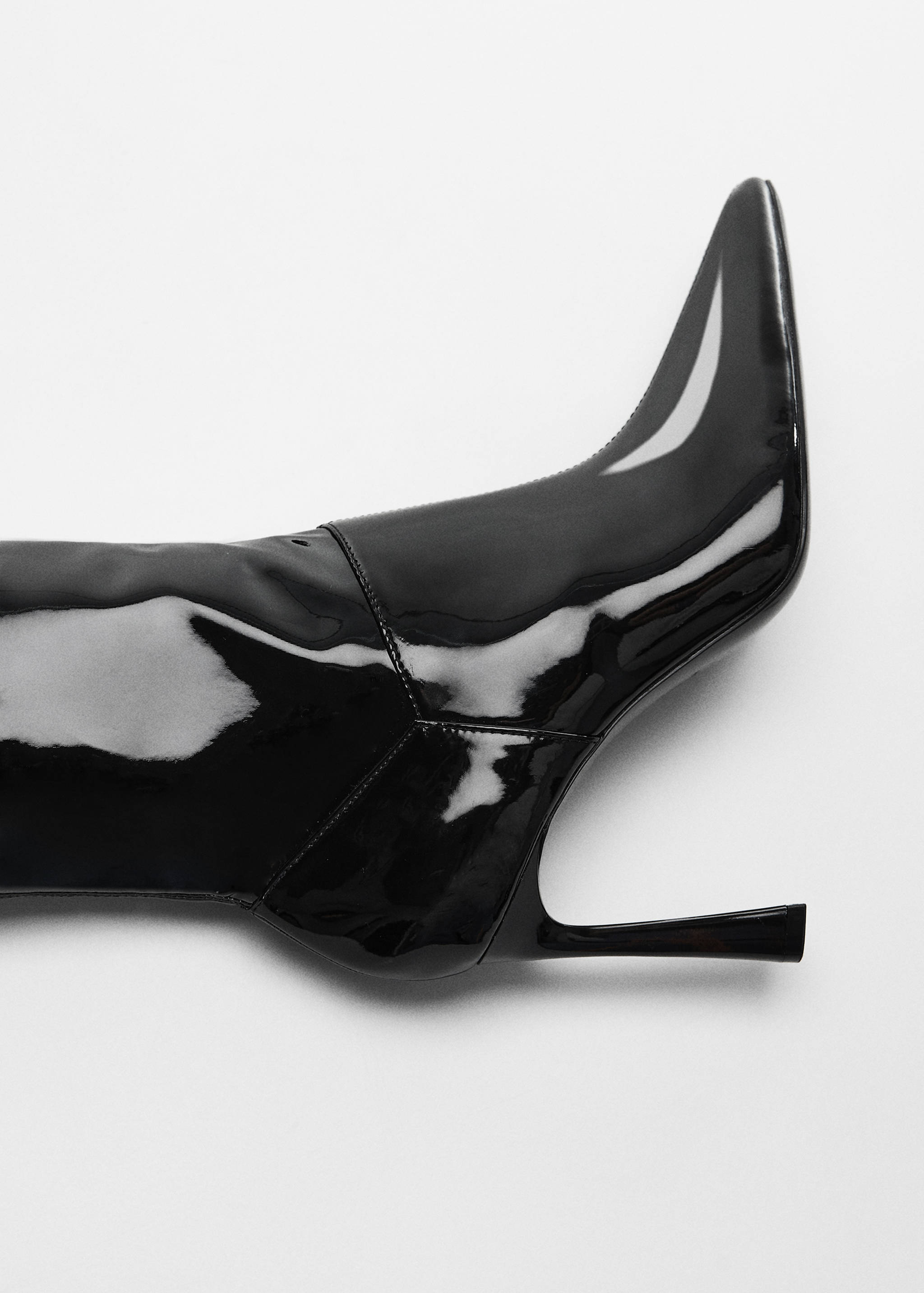 Patent leather-effect heeled ankle boots - Details of the article 5