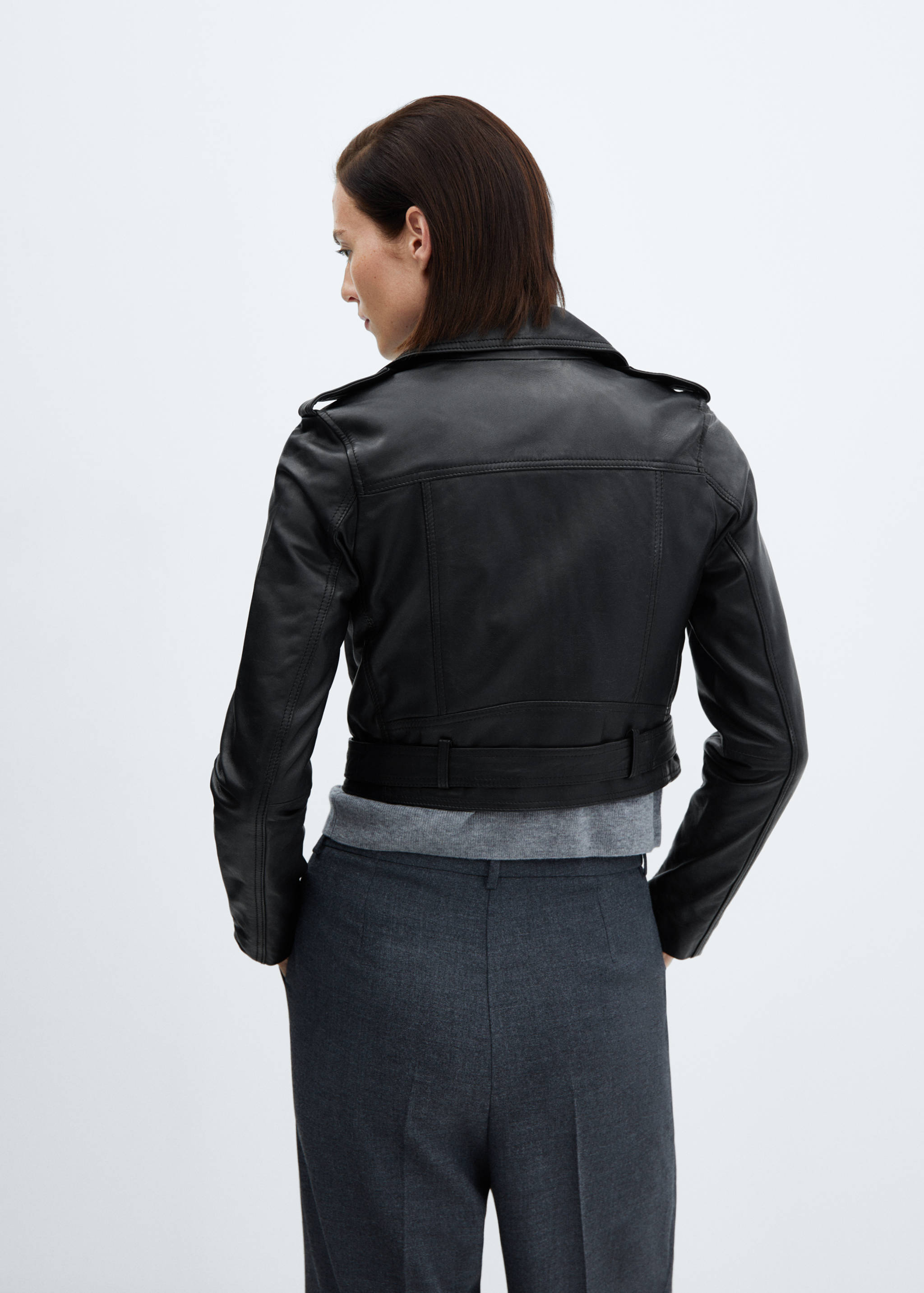 Zipper leather biker jacket - Reverse of the article