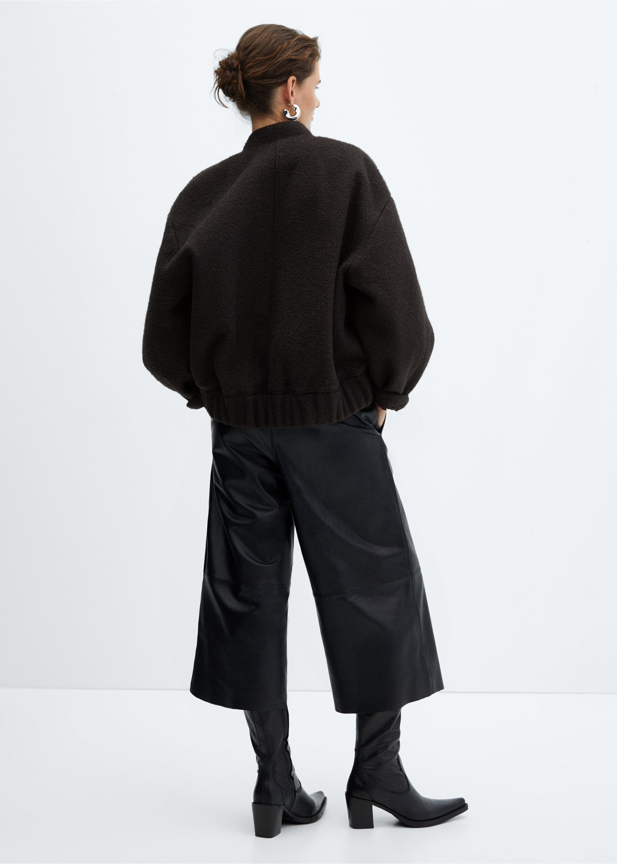 Kurtka bomber oversize - Tylna strona artykułu